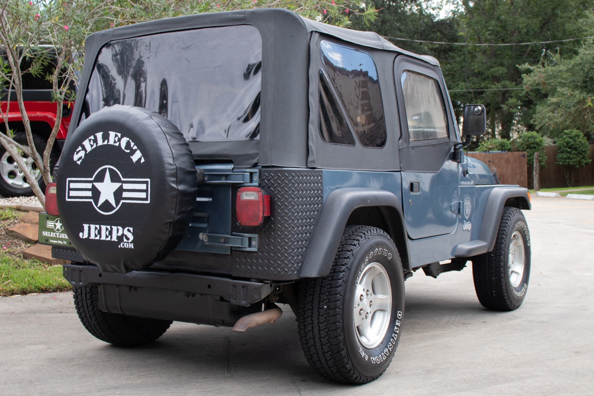 Used-1998-Jeep-Wrangler-2dr-SE