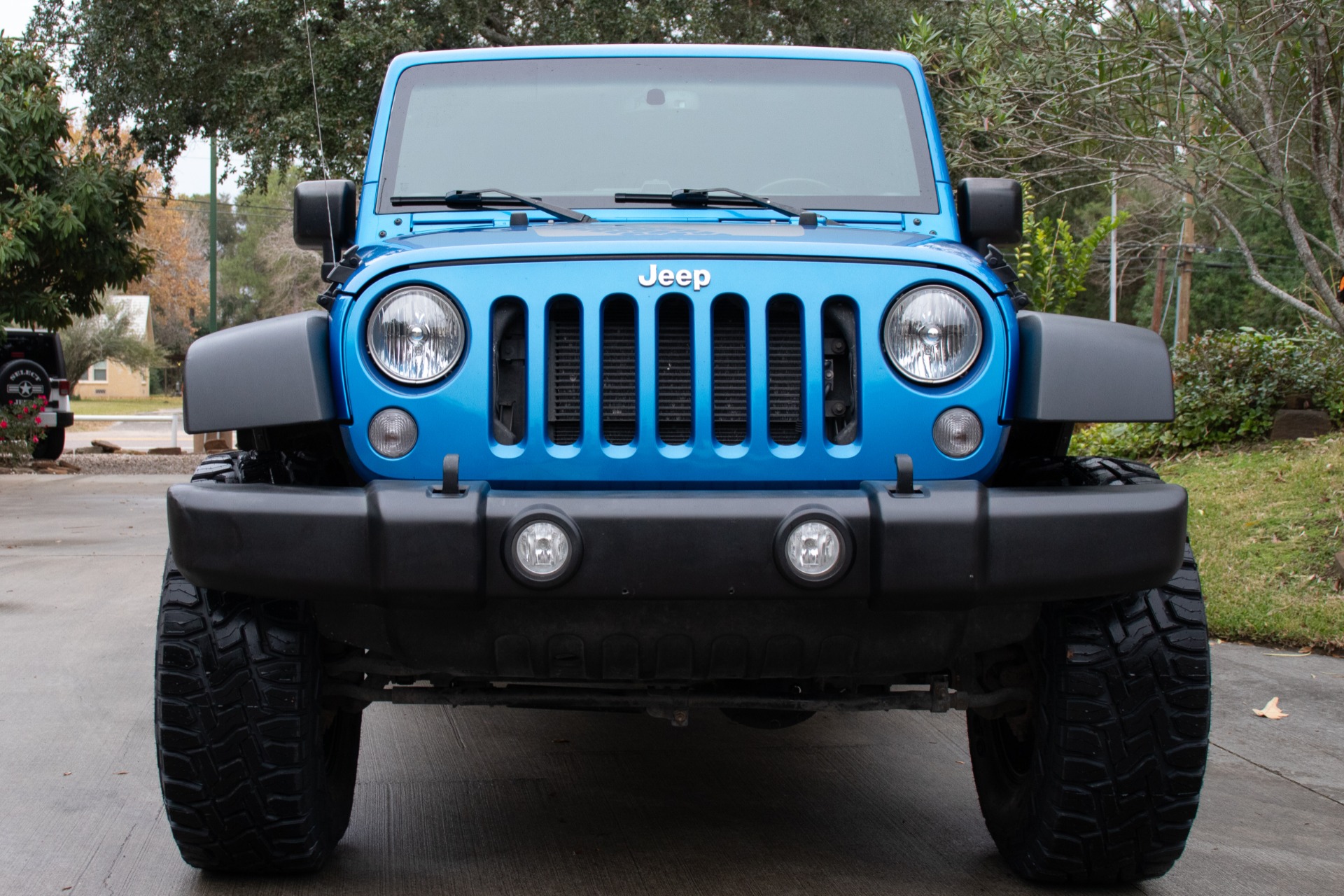 Used-2015-Jeep-Wrangler-Unlimited-4WD-4dr-Sport