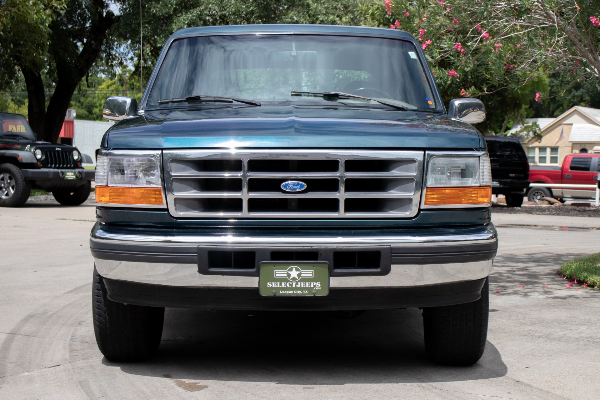 Used-1995-Ford-Bronco-Eddie-Bauer