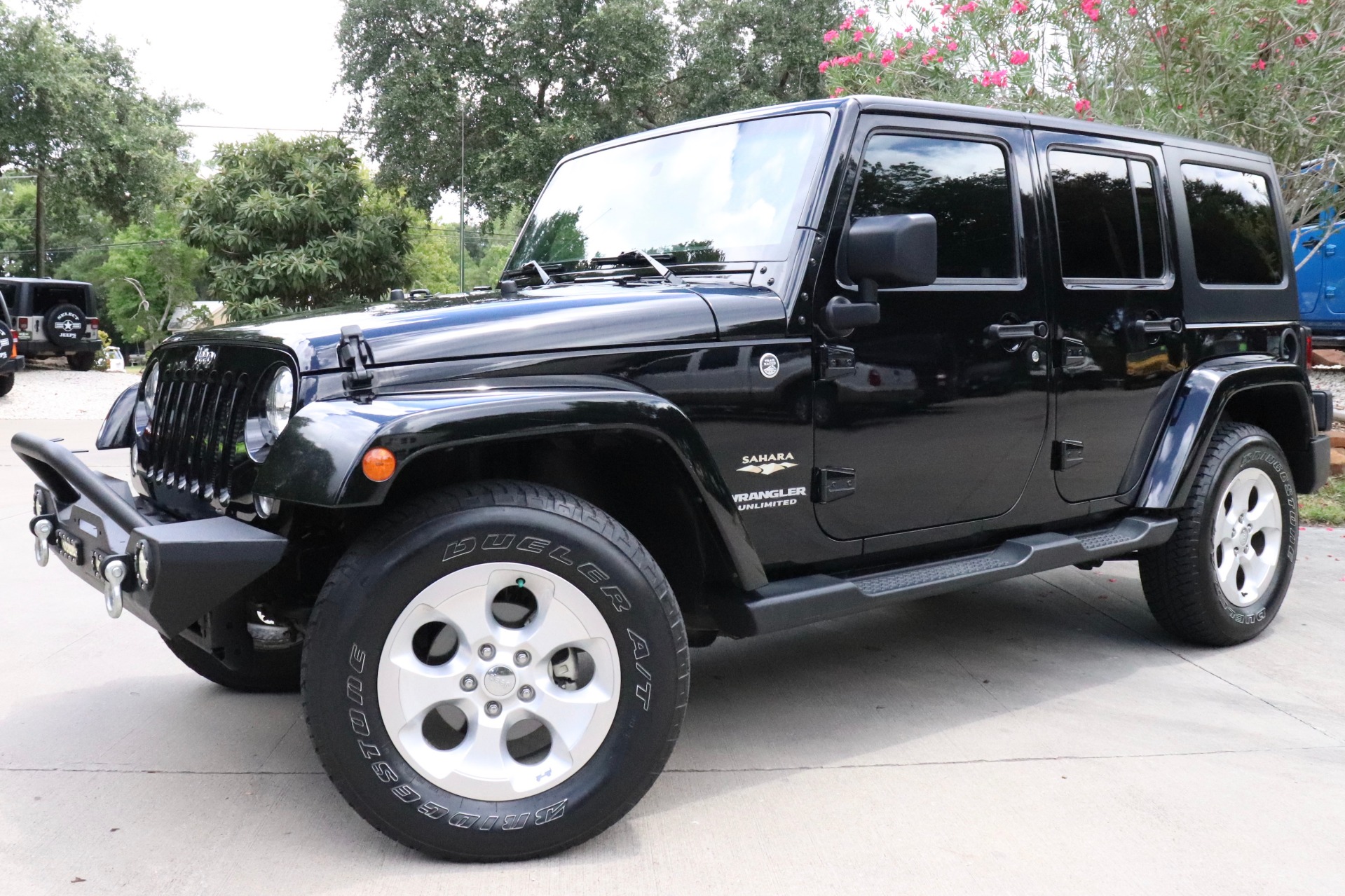 Used-2015-Jeep-Wrangler-Unlimited-Sahara