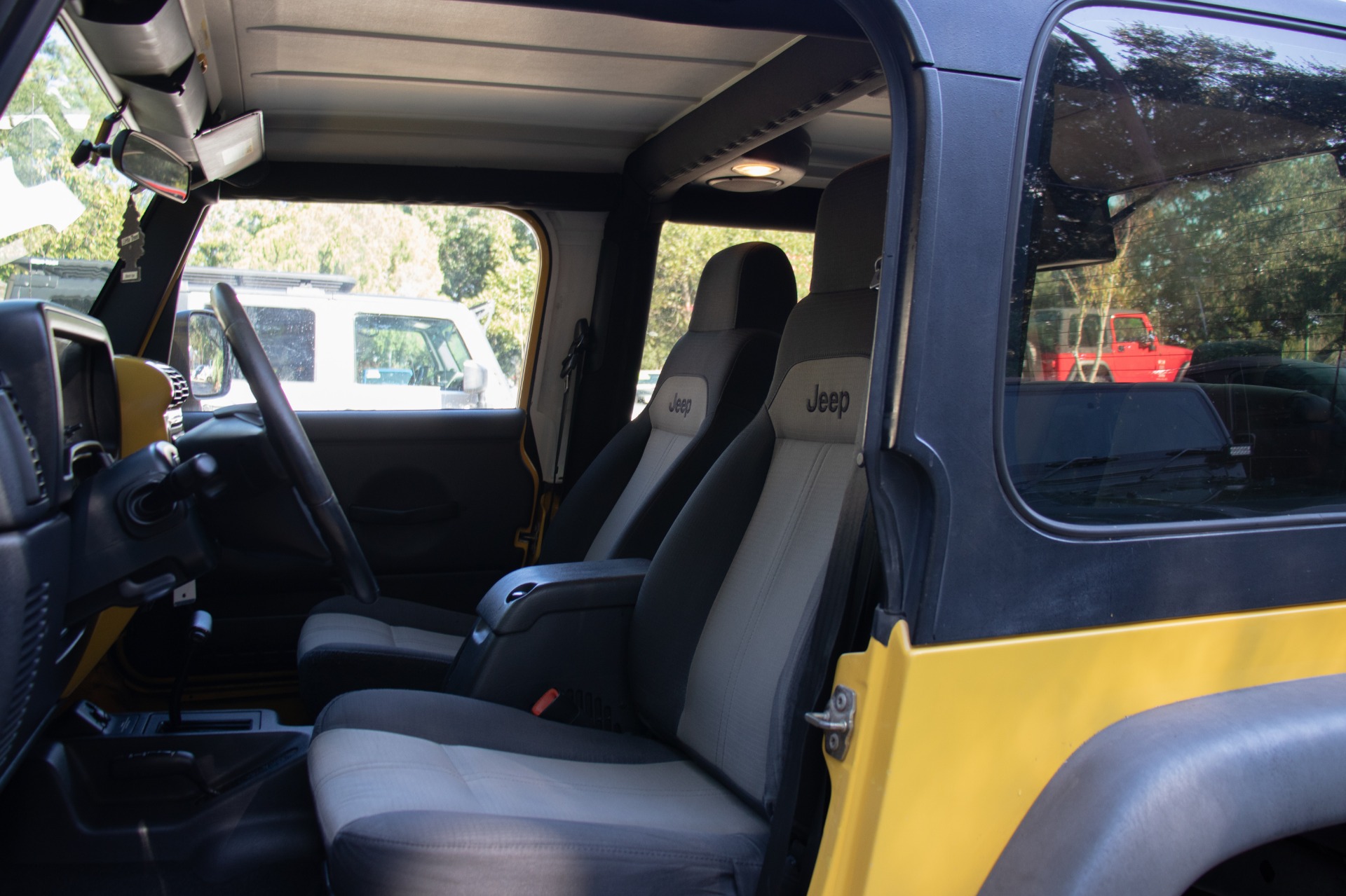 Used-2004-Jeep-Wrangler-2dr-X