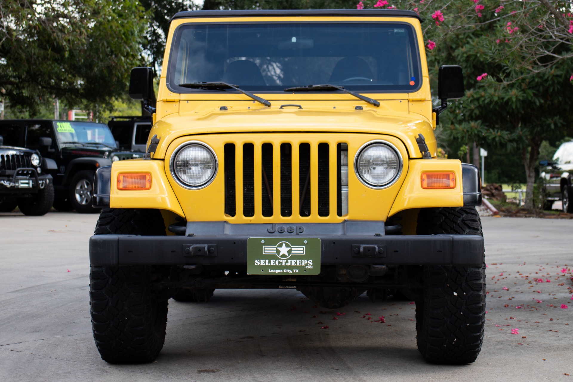 Used-2000-Jeep-Wrangler-2dr-Sport