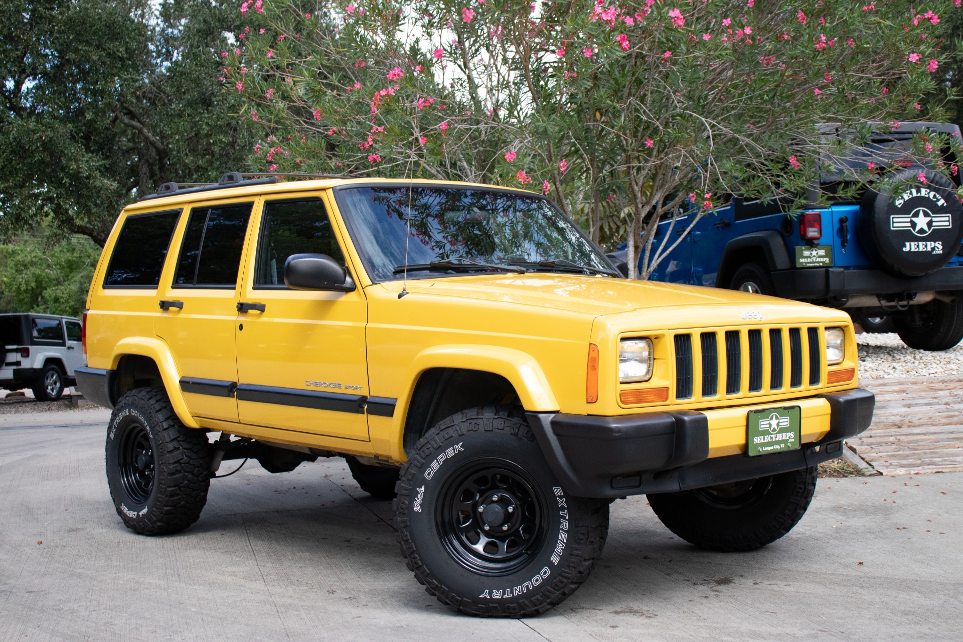 Used 2001 Jeep Cherokee 4dr Sport For Sale (11,995
