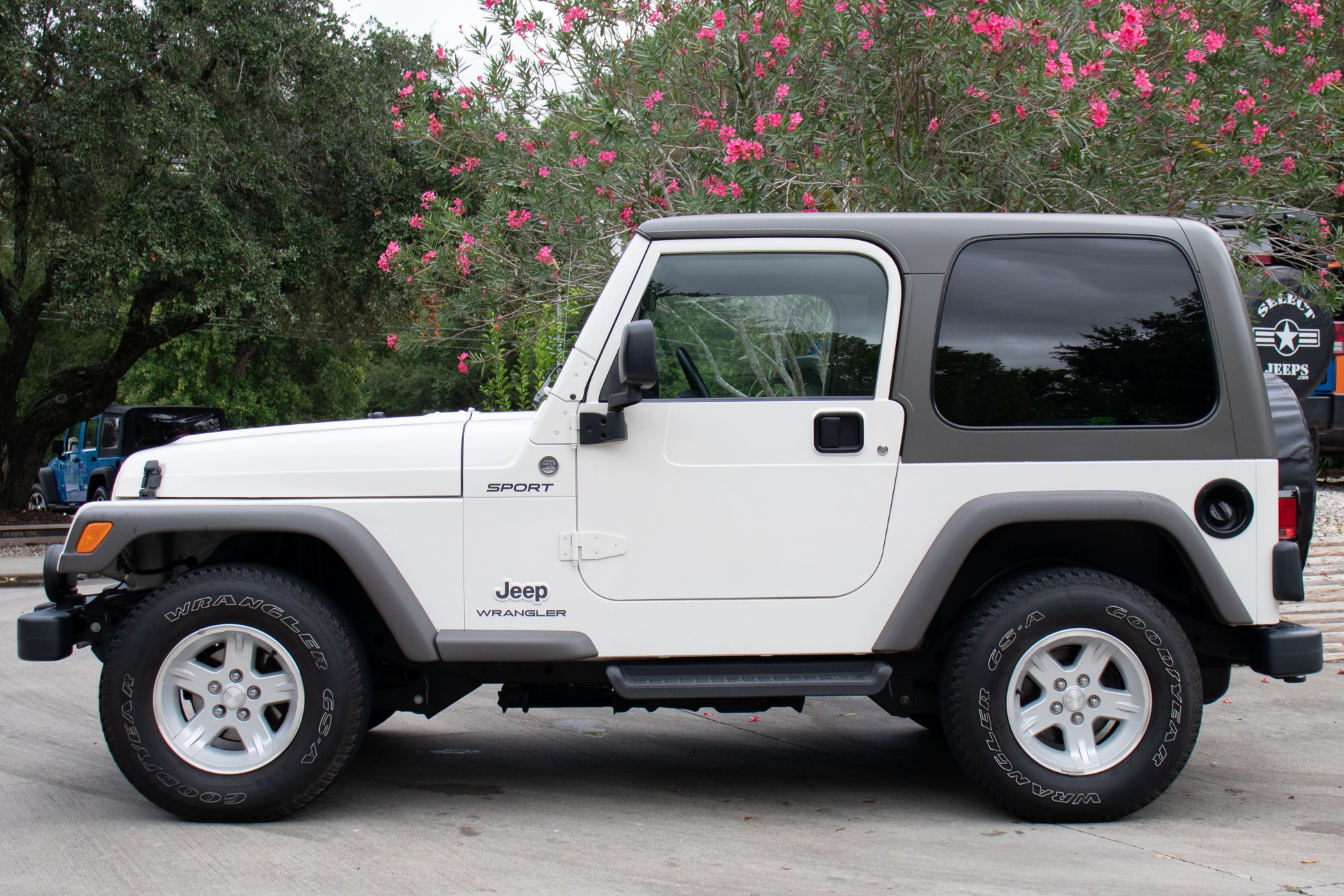 Used-2005-Jeep-Wrangler-2dr-Sport