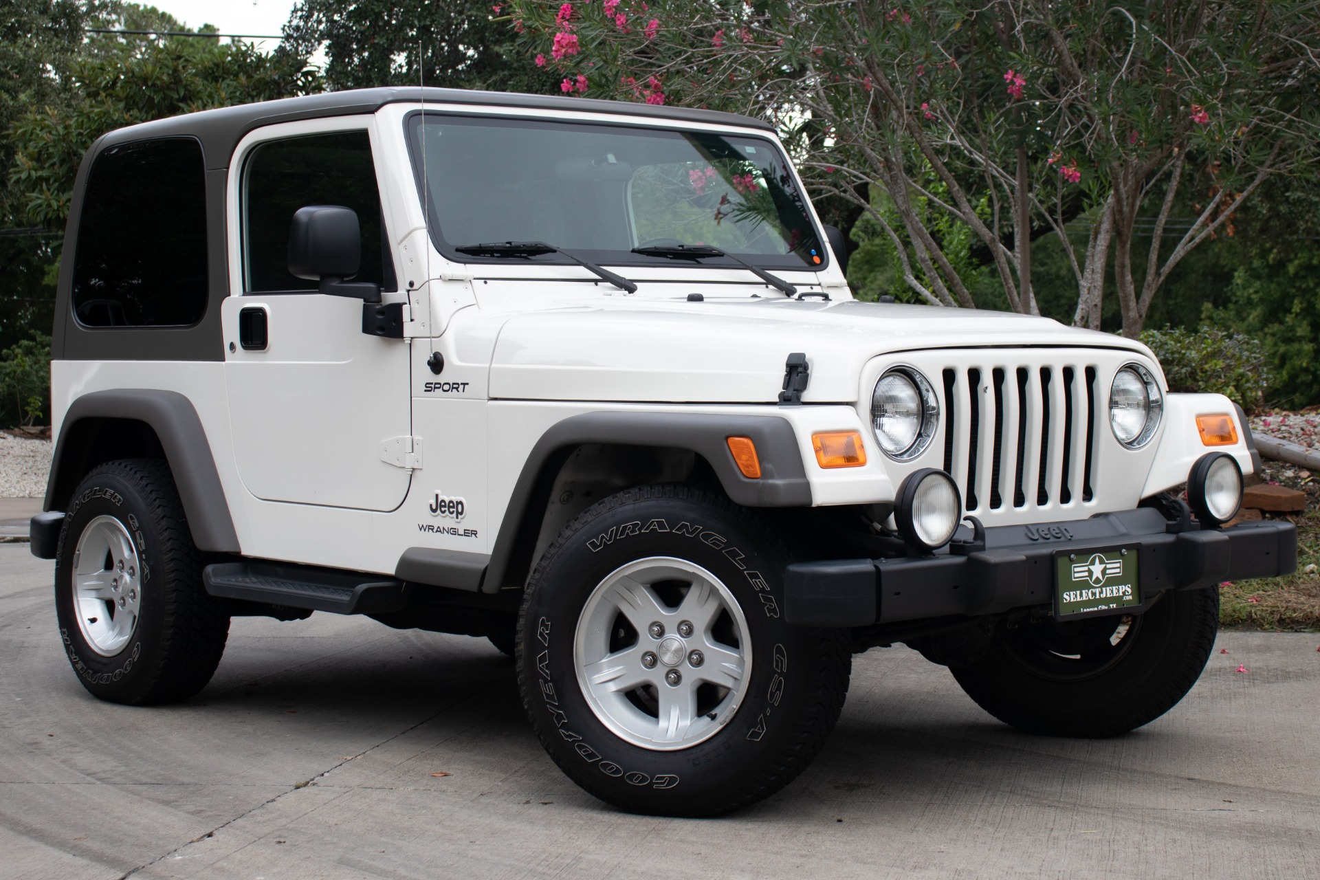 2005 jeep wrangler fan motor only works on high