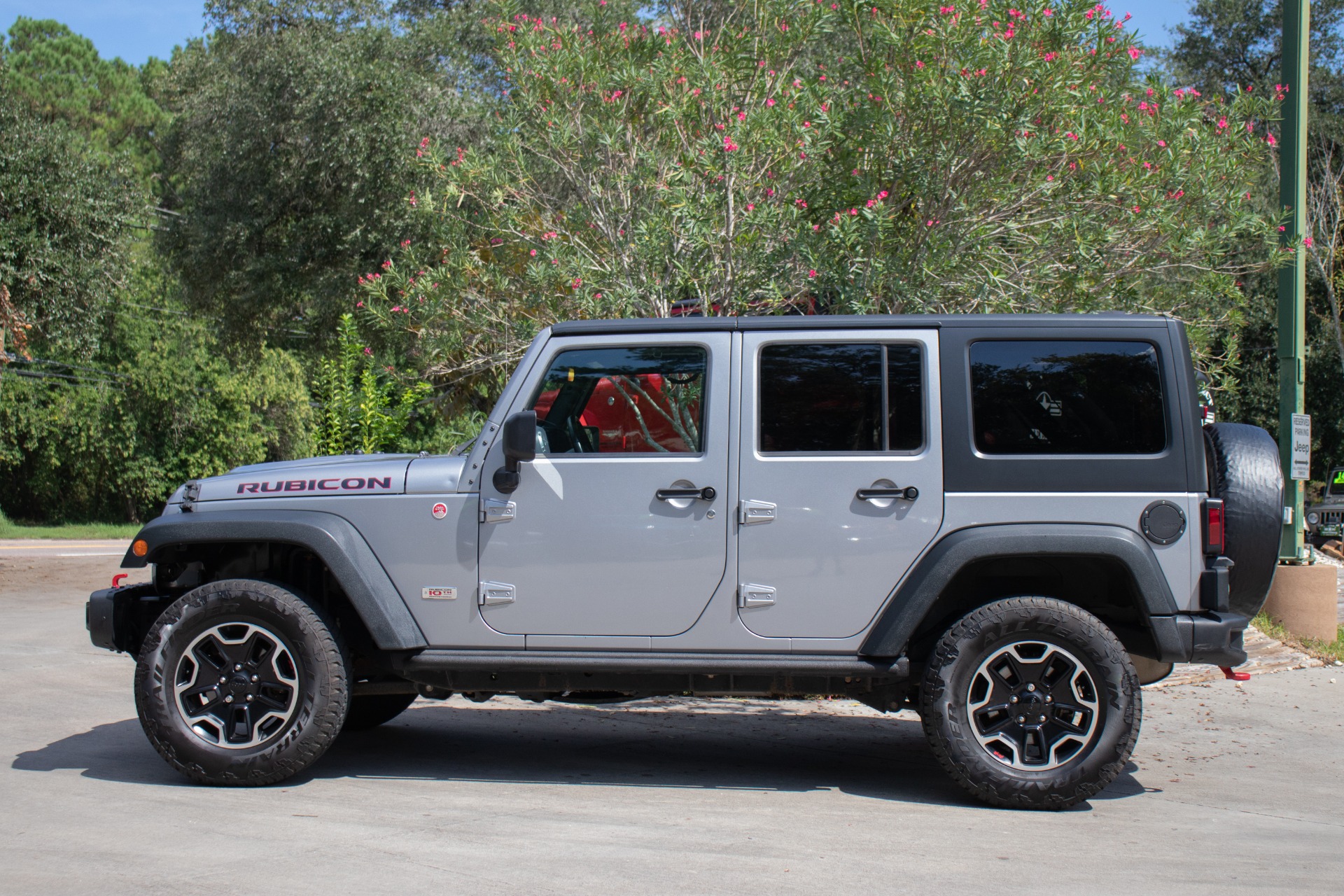 Used-2013-Jeep-Wrangler-Unlimited-10th-Anniversary-Rubicon