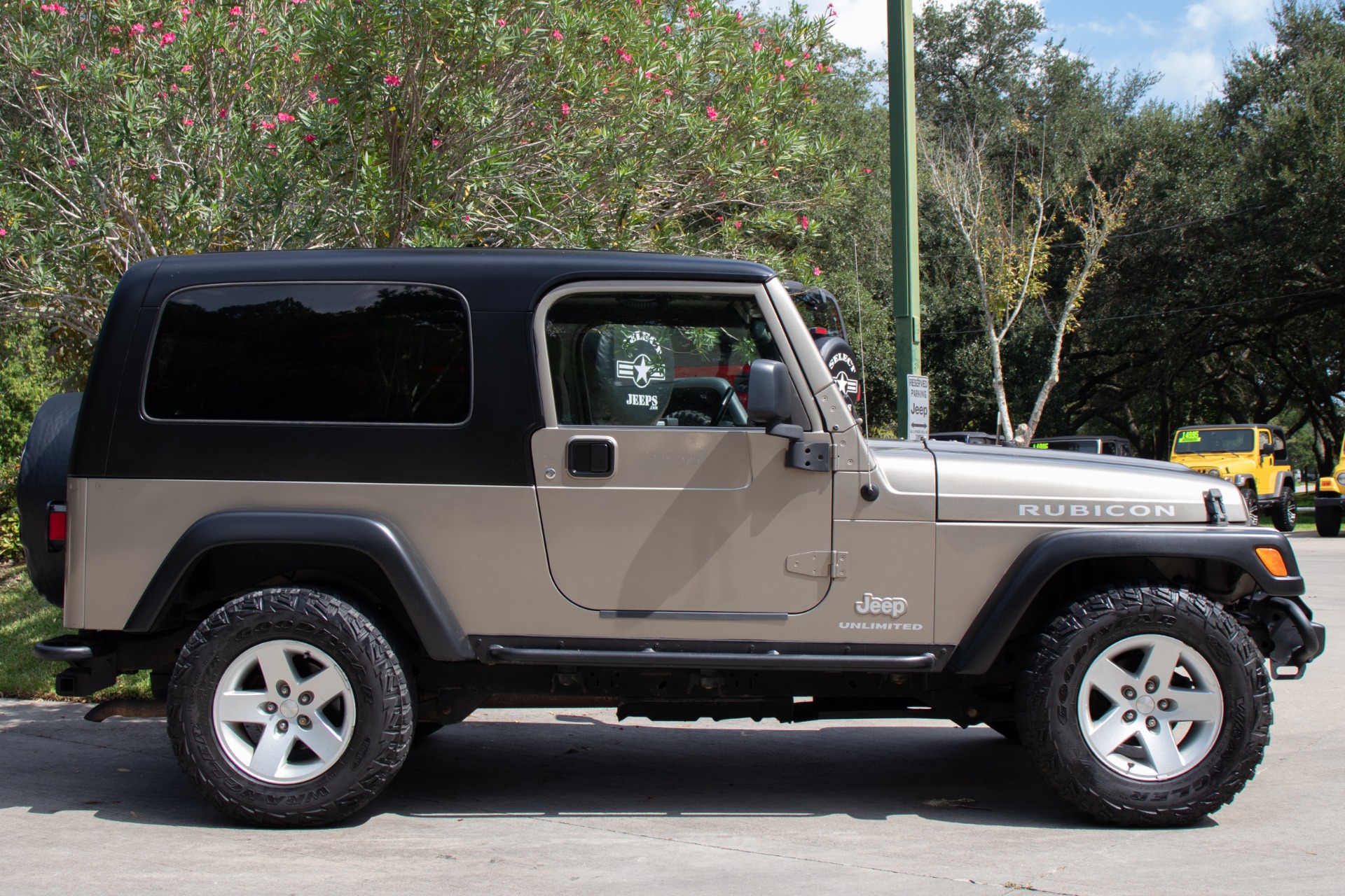 Used-2005-Jeep-Wrangler-Unlimited-Rubicon