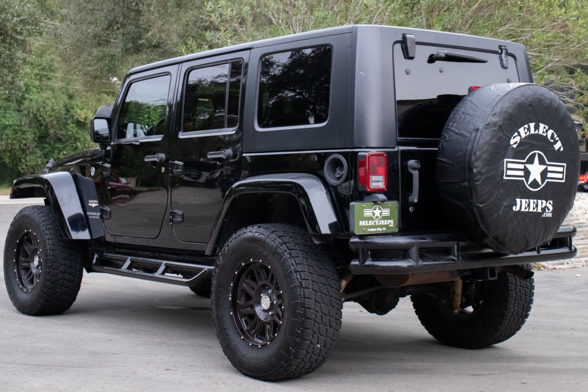 Used-2008-Jeep-Wrangler-Unlimited-Sahara