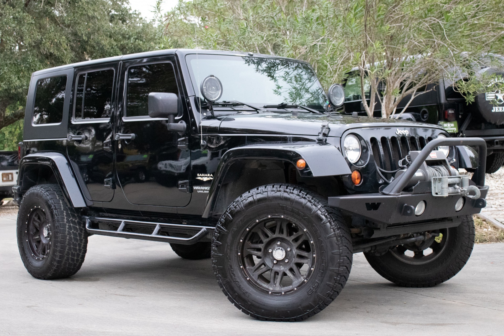 Arriba 62+ imagen 2008 jeep wrangler sahara black