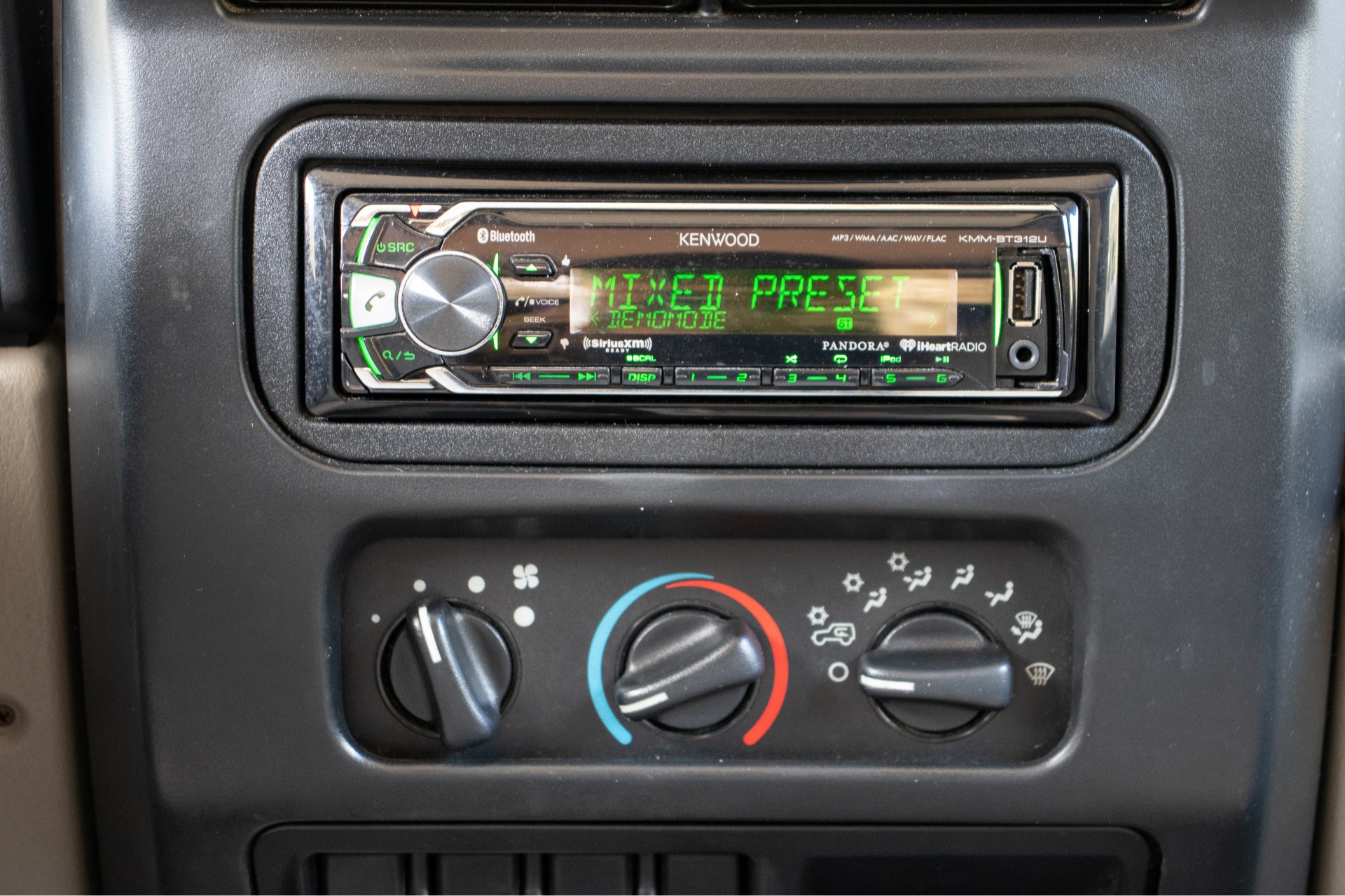 Used-2003-Jeep-Wrangler-Sport