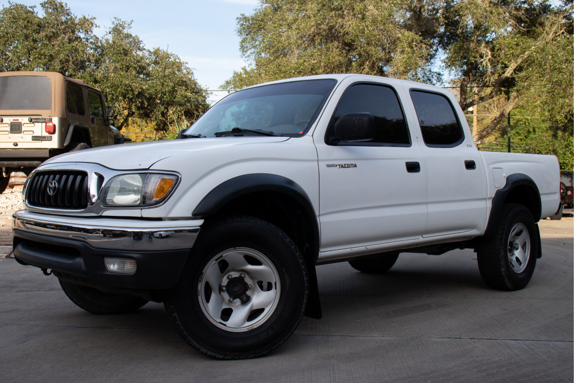 Used-2004-Toyota-Tacoma-PreRunner-V6