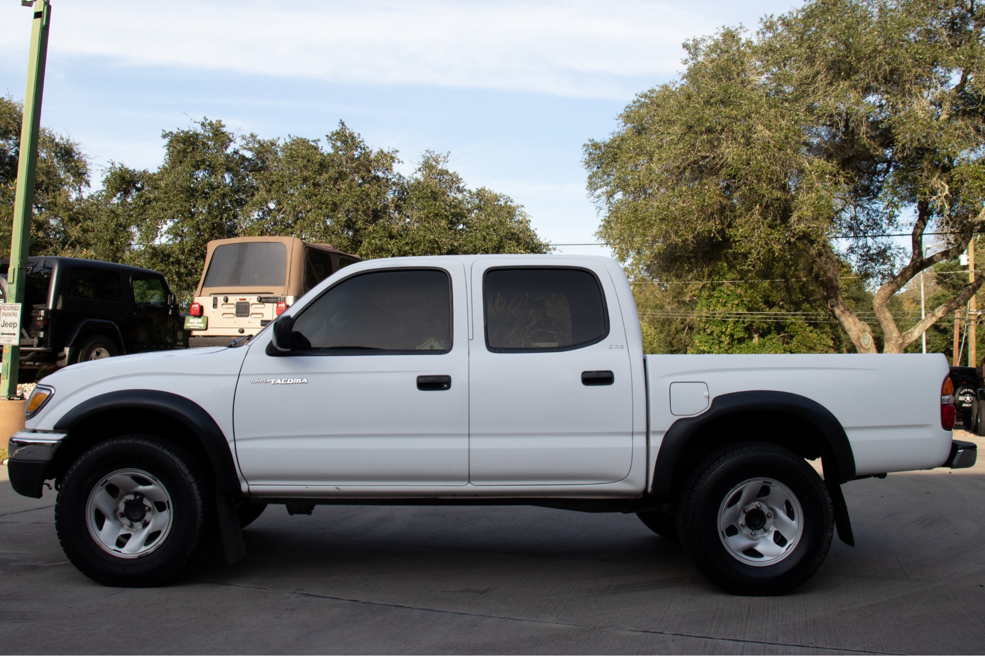 Used-2004-Toyota-Tacoma-PreRunner-V6