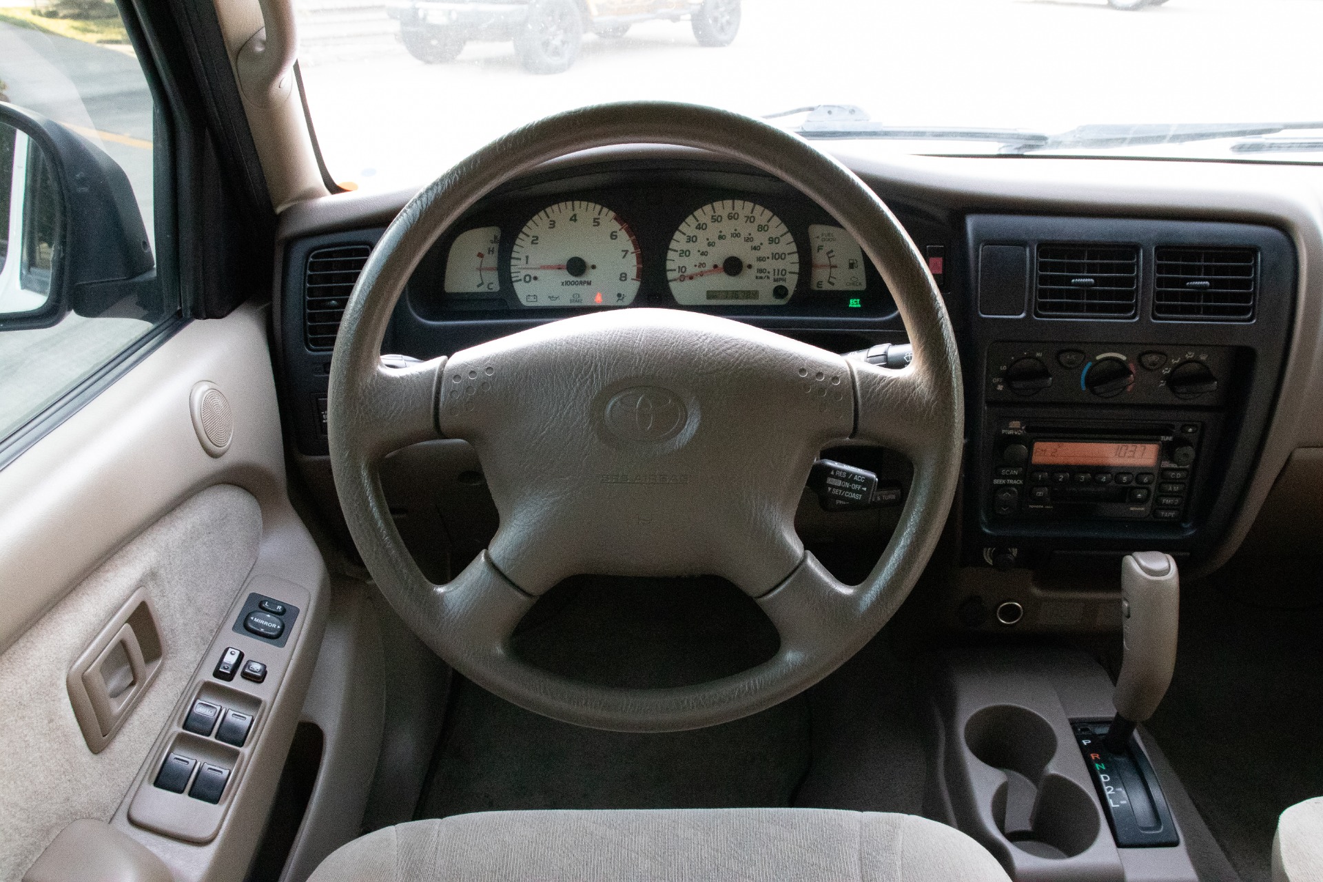 Used-2004-Toyota-Tacoma-PreRunner-V6