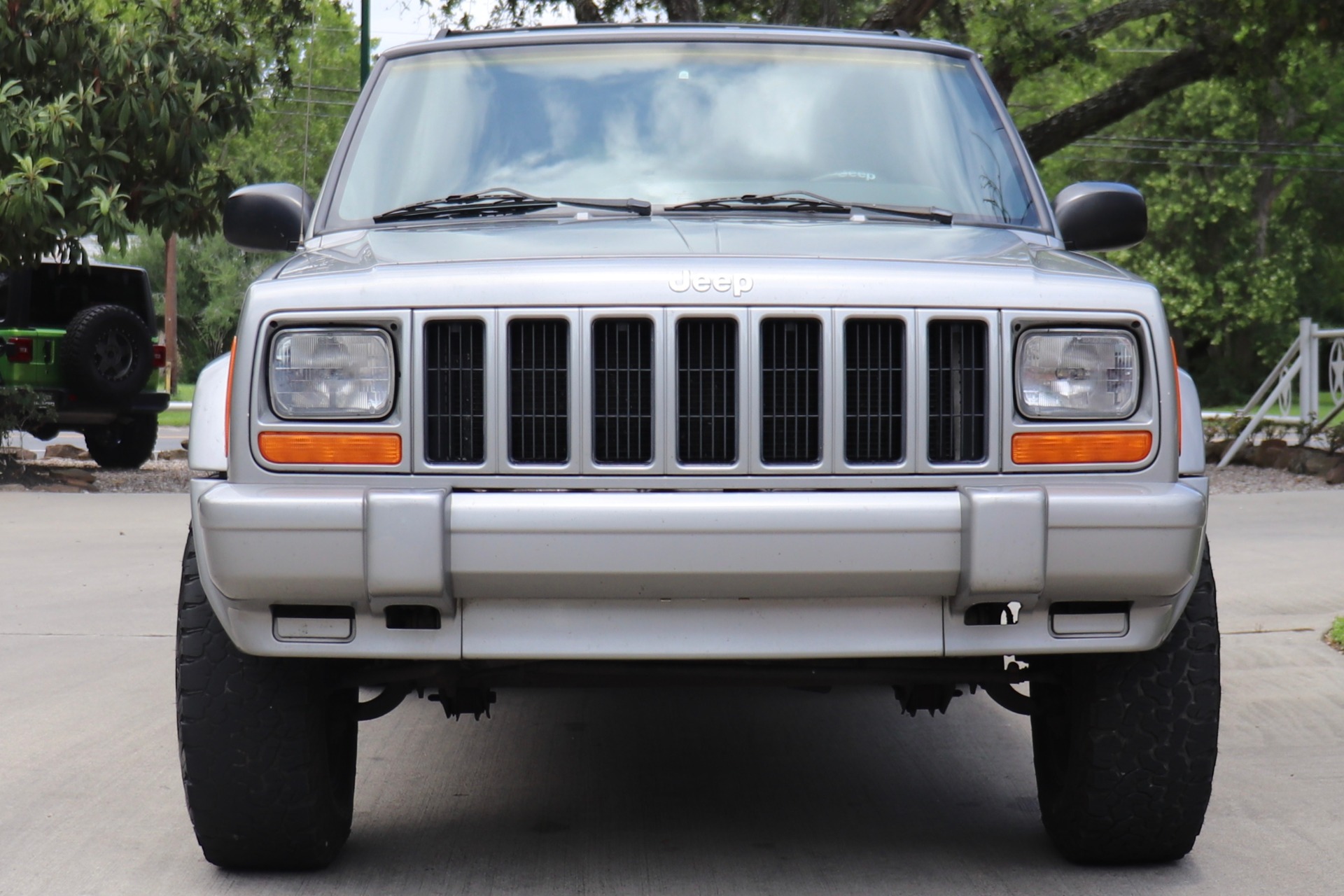 Used-2001-Jeep-Cherokee-Sport