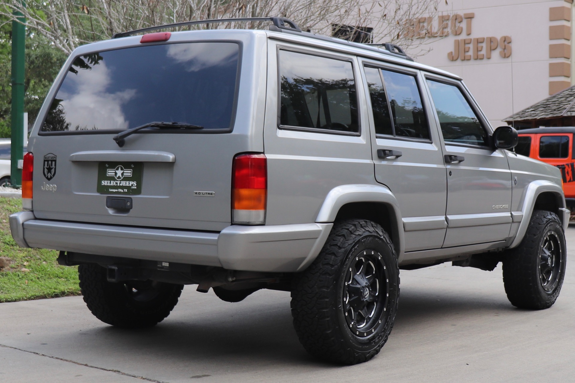 Used-2001-Jeep-Cherokee-Sport