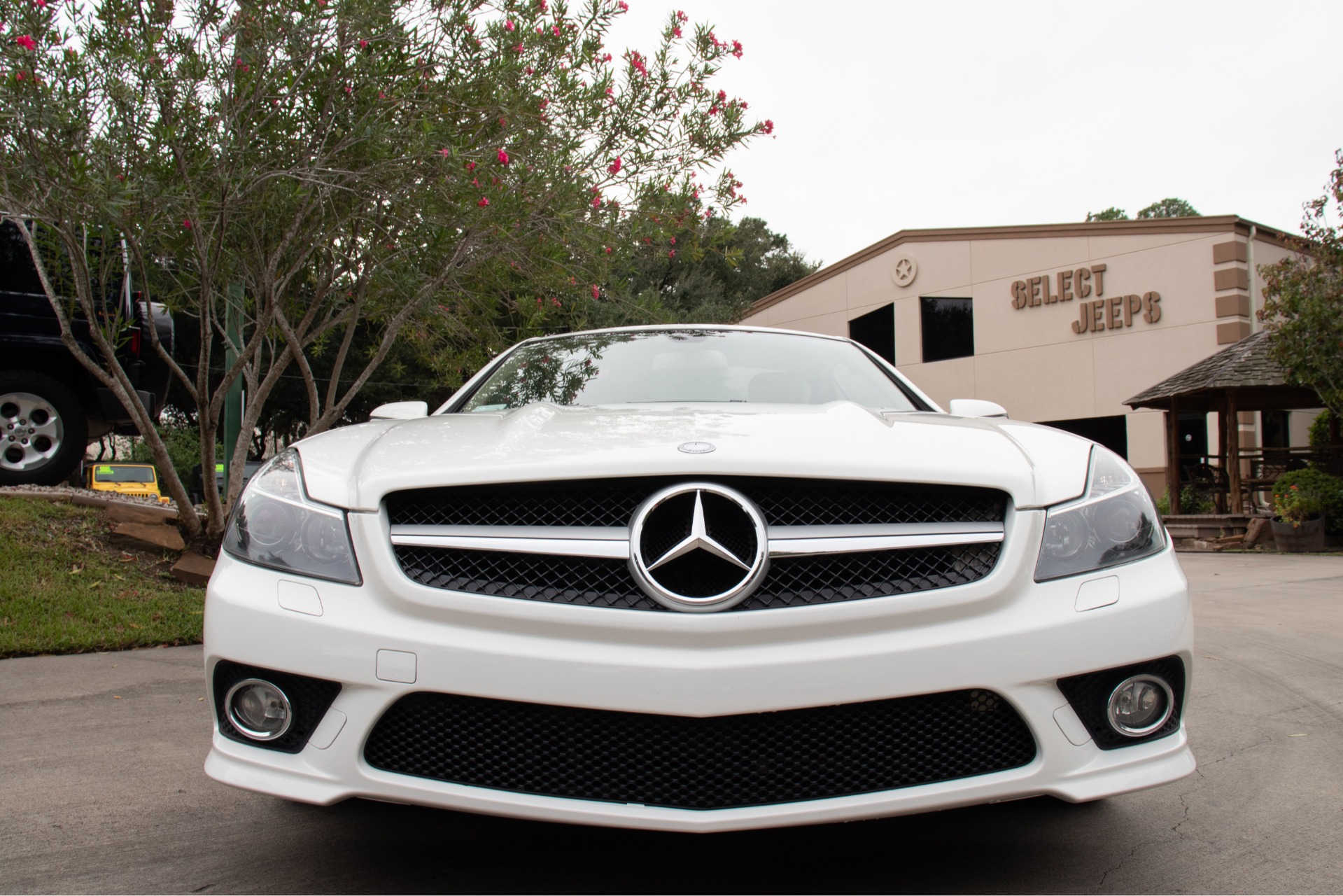 Used-2009-Mercedes-Benz-SL-Class-SL-550