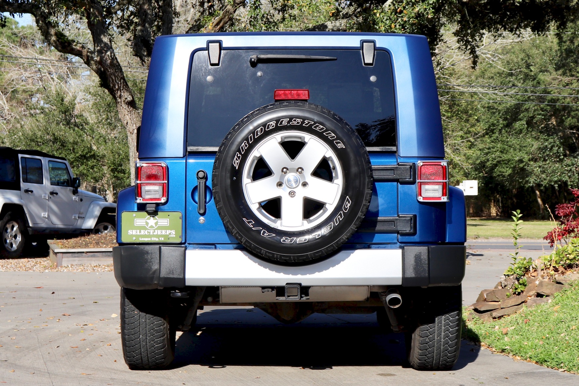 Used-2010-Jeep-Wrangler-Sahara