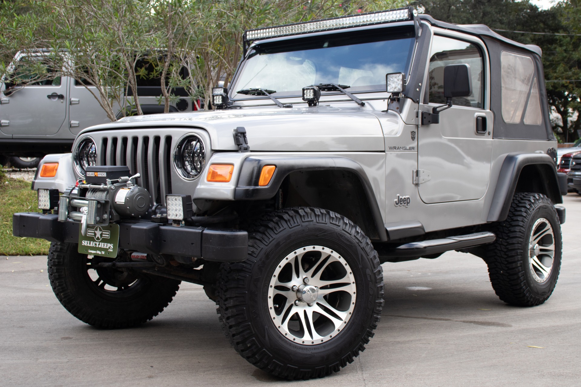 Used-2001-Jeep-Wrangler-SE