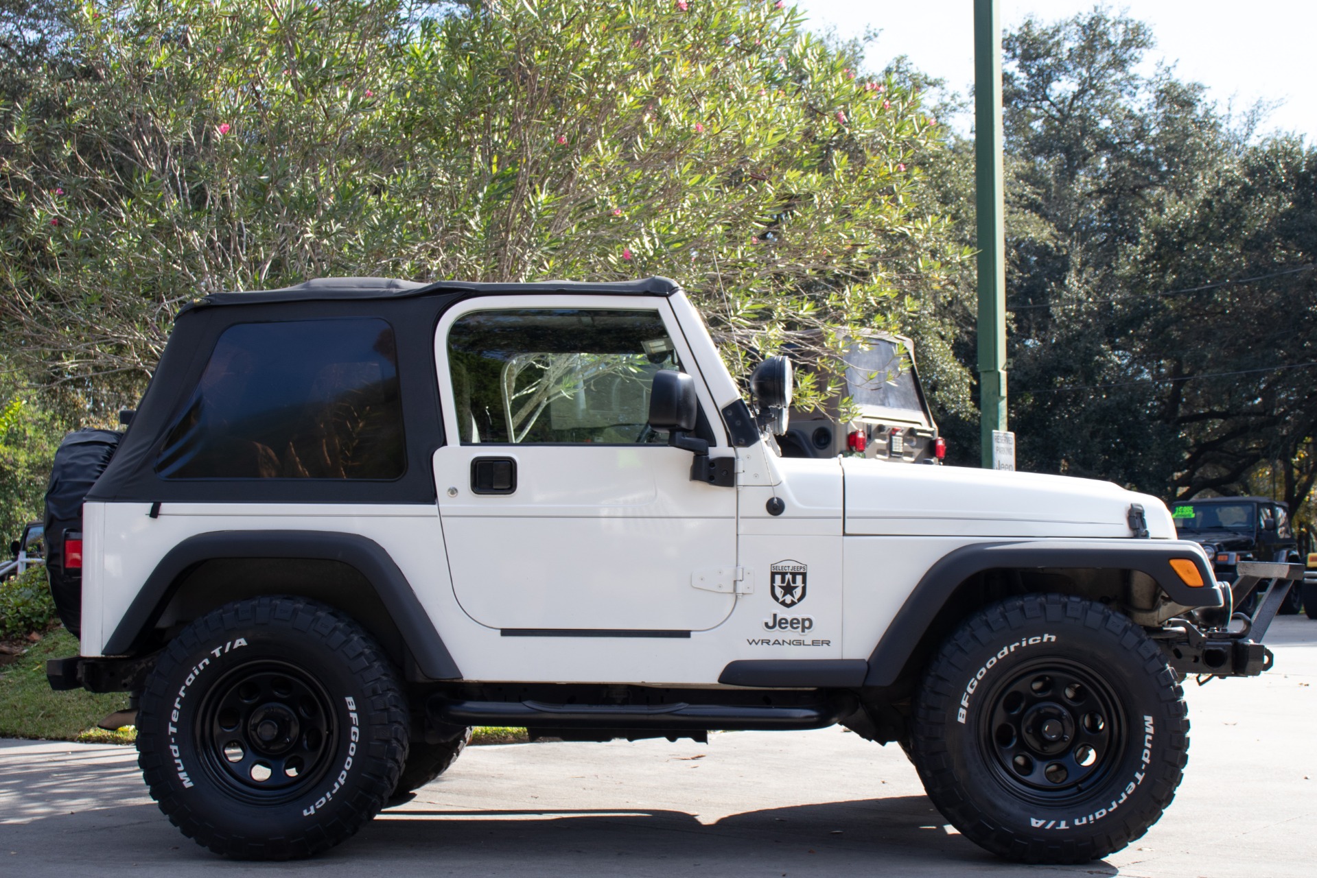 Used-2005-Jeep-Wrangler-SE