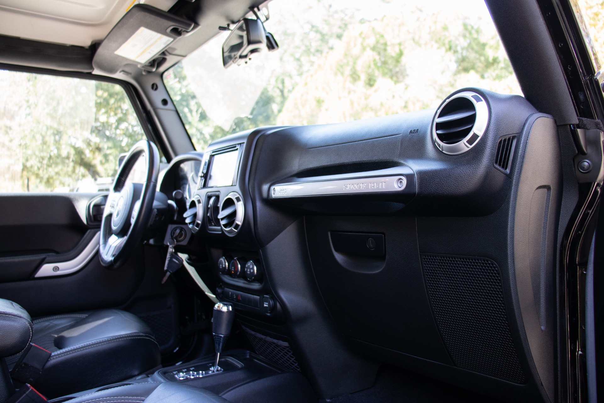 Used-2015-Jeep-Wrangler-Unlimited-Freedom-Edition