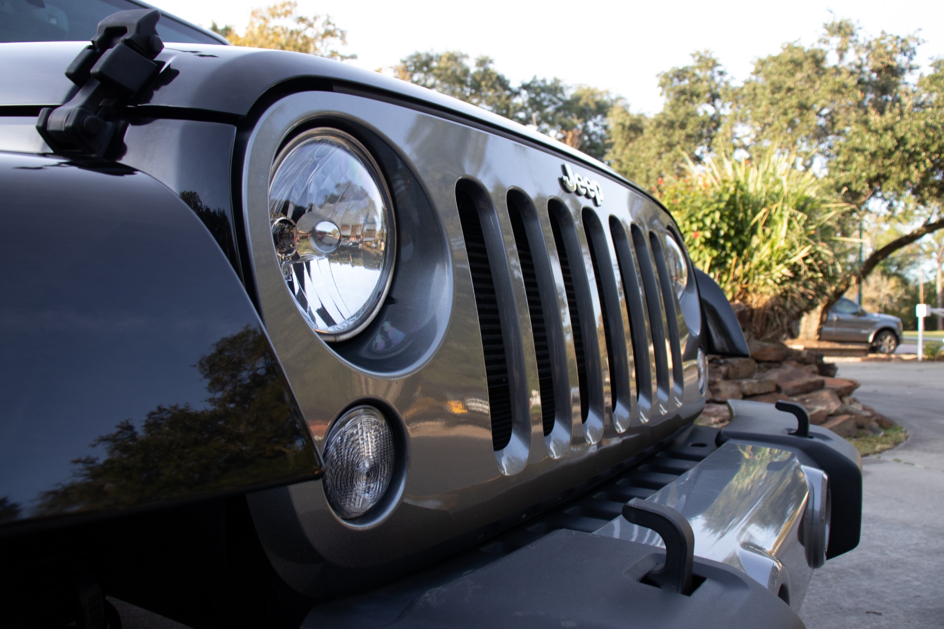 Used-2015-Jeep-Wrangler-Unlimited-Freedom-Edition