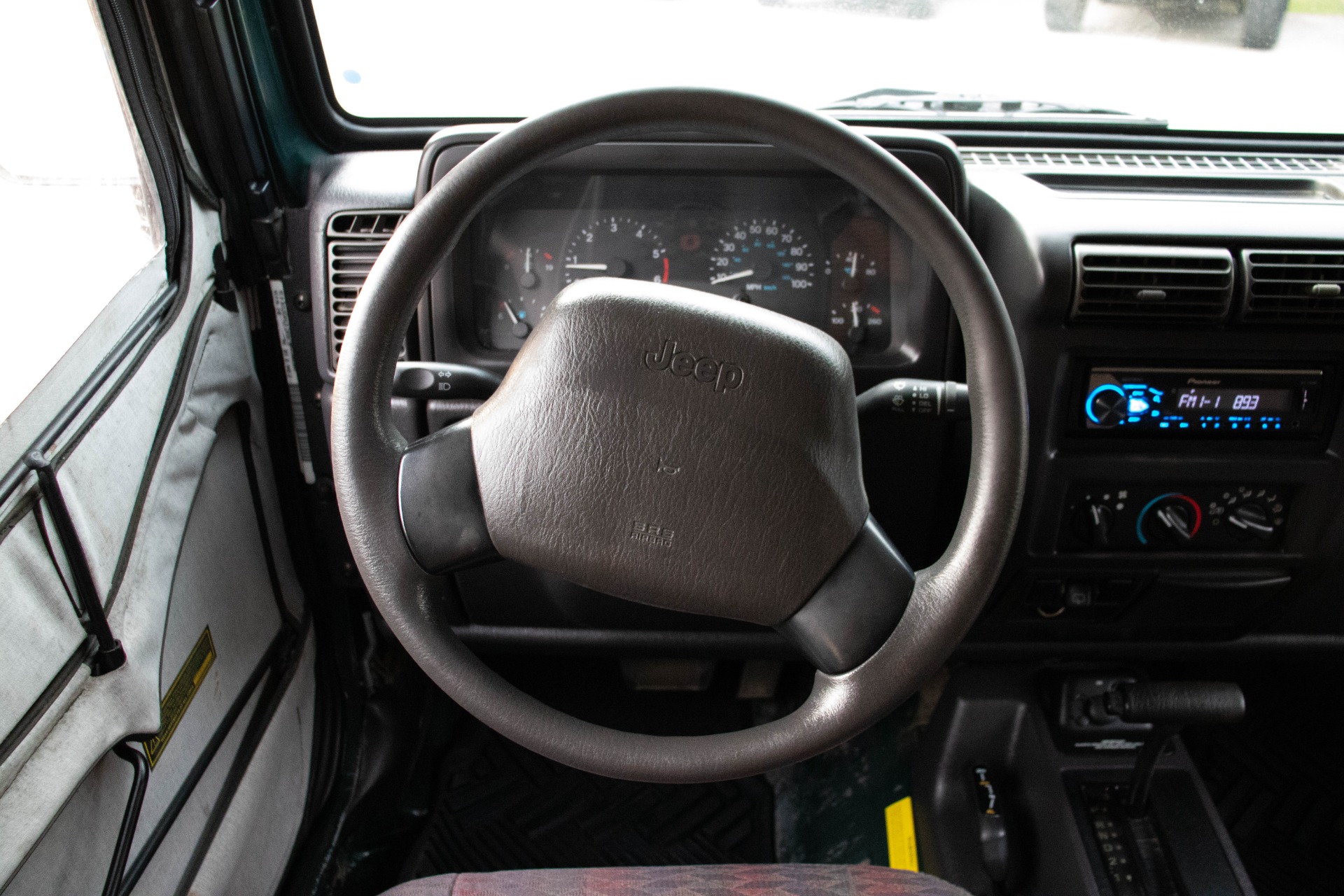 Used-1999-Jeep-Wrangler-Sport