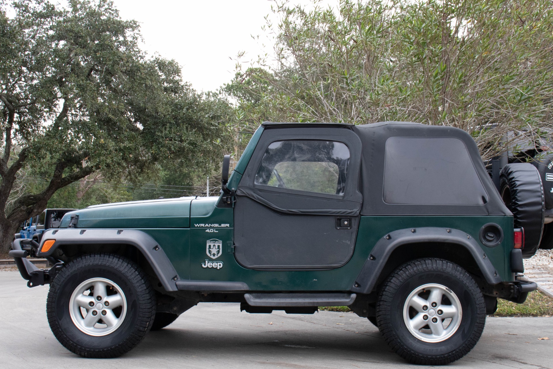 Used-1999-Jeep-Wrangler-Sport