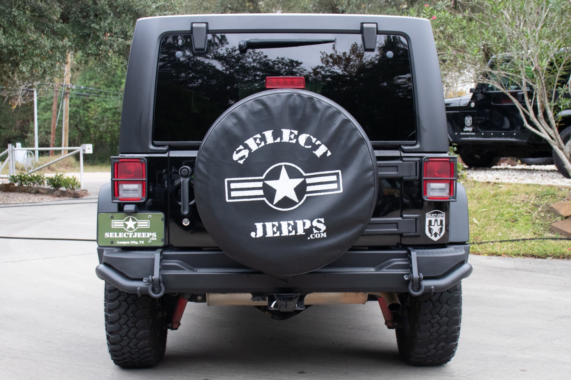 Used-2012-Jeep-Wrangler-Unlimited-Call-of-Duty-MW3