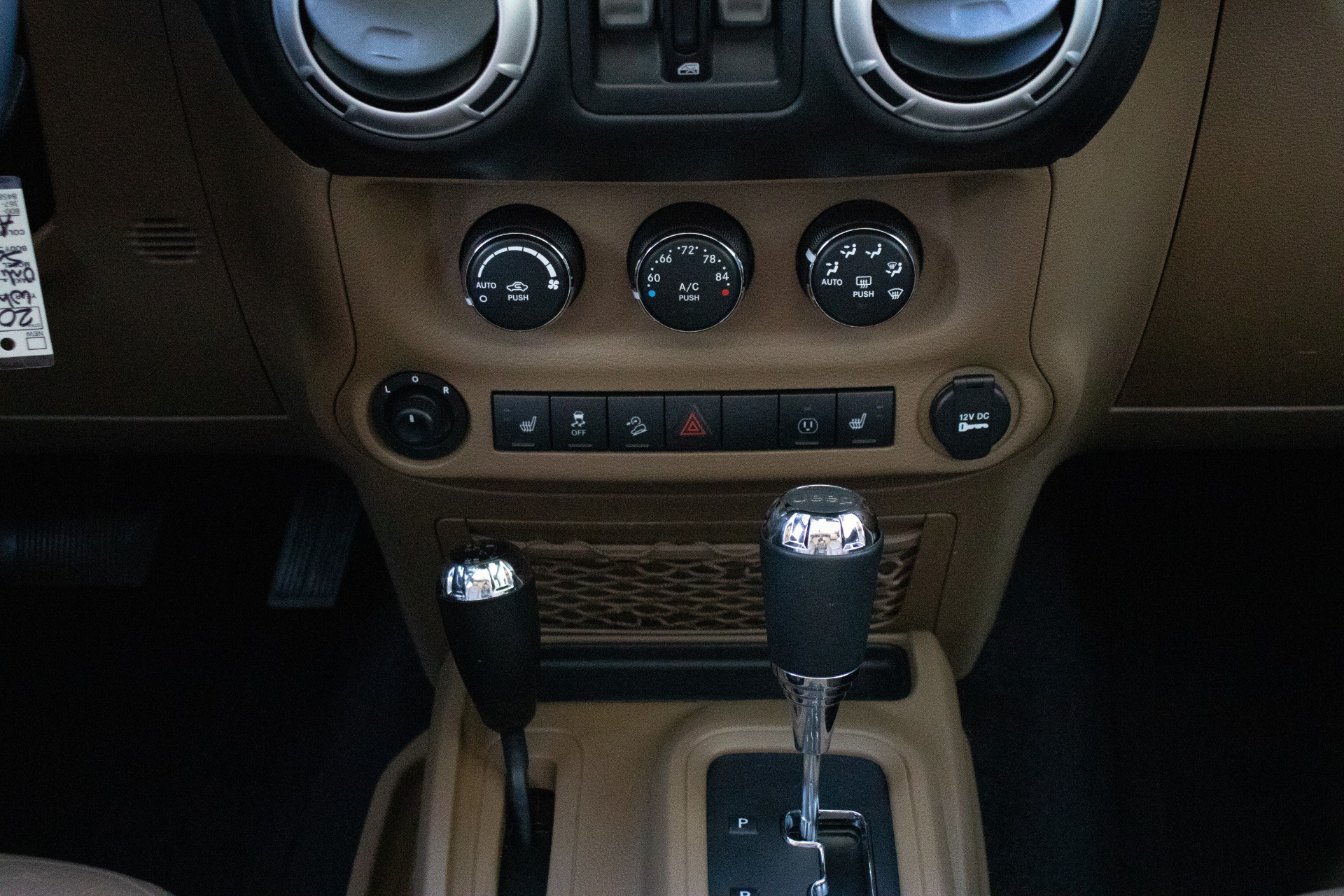 Used-2015-Jeep-Wrangler-Unlimited-Sahara