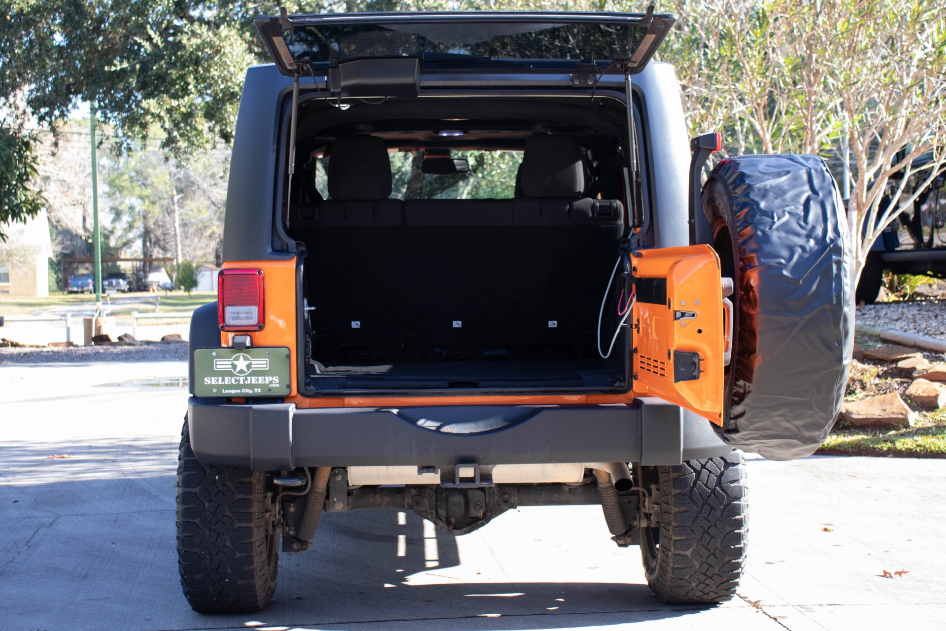 Used-2013-Jeep-Wrangler-Unlimited-Sport