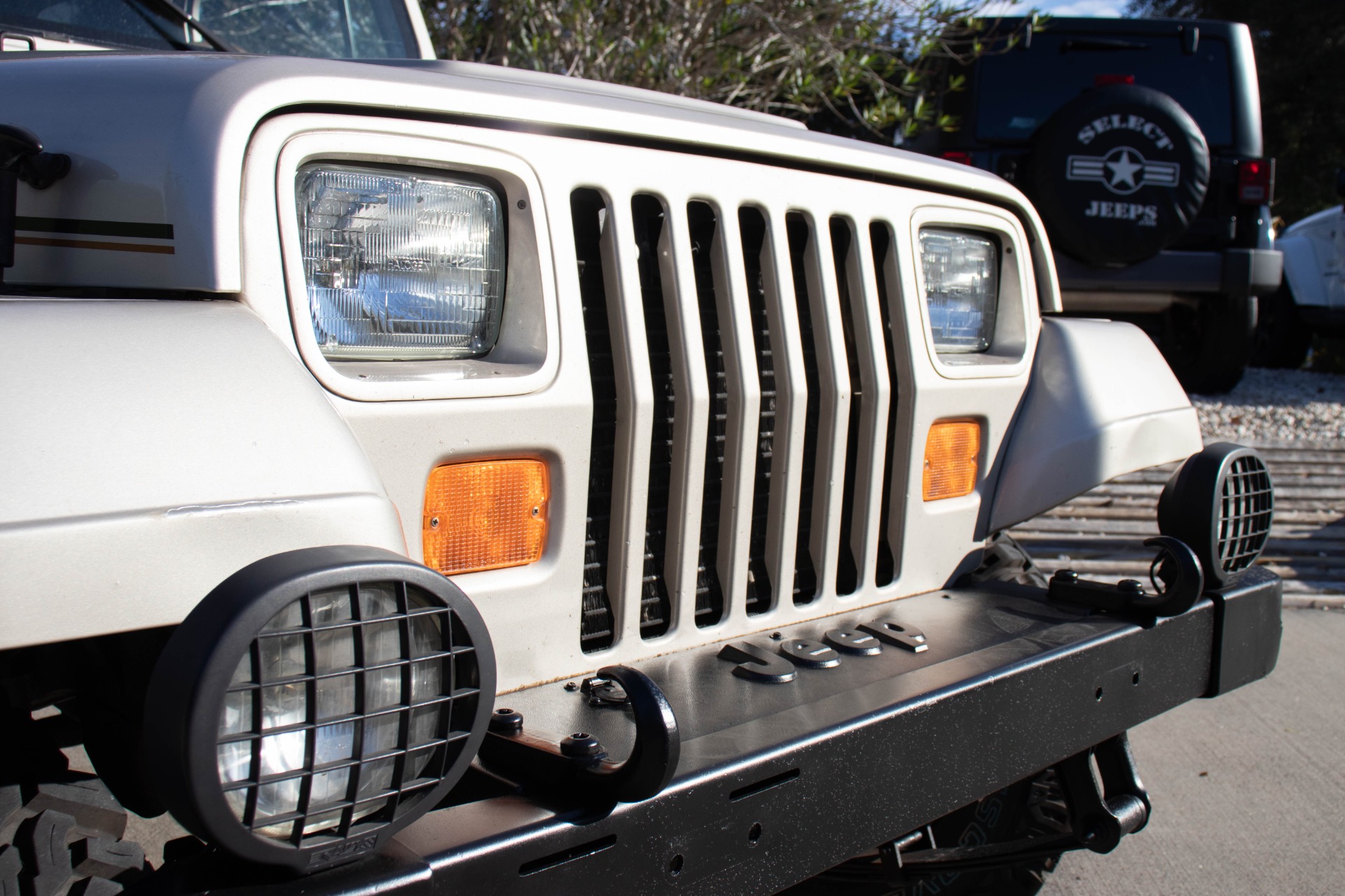 Used-1995-Jeep-Wrangler-Sahara