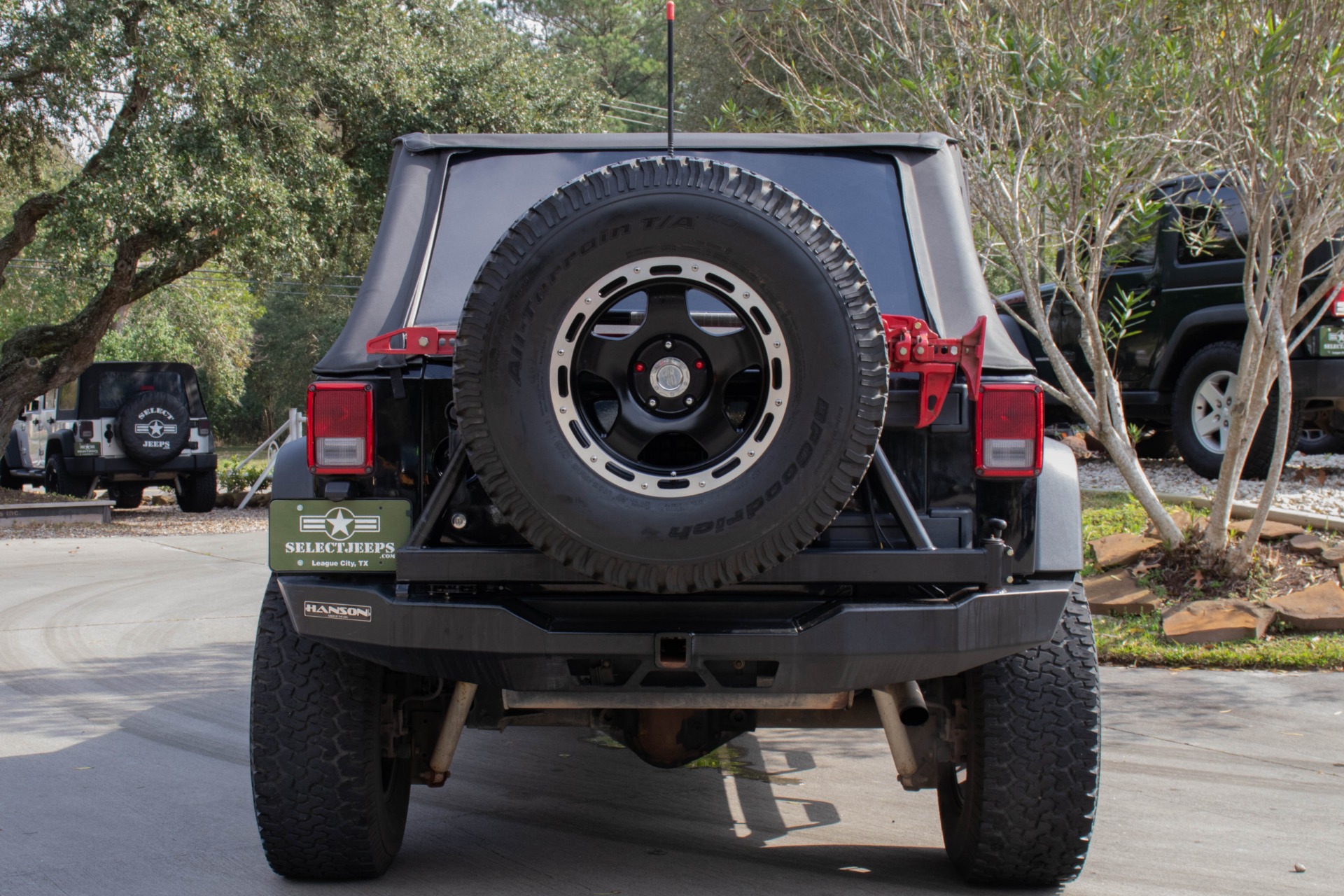 Used-2007-Jeep-Wrangler-Unlimited-X
