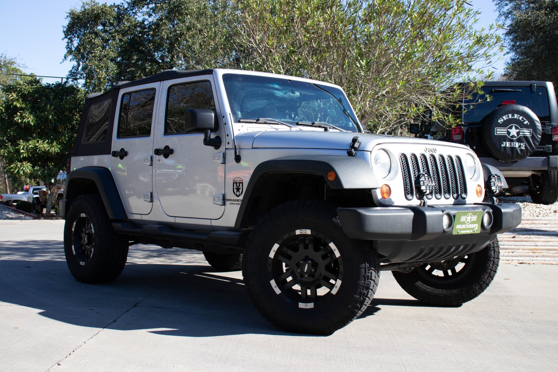 Used-2012-Jeep-Wrangler-Unlimited-Sport