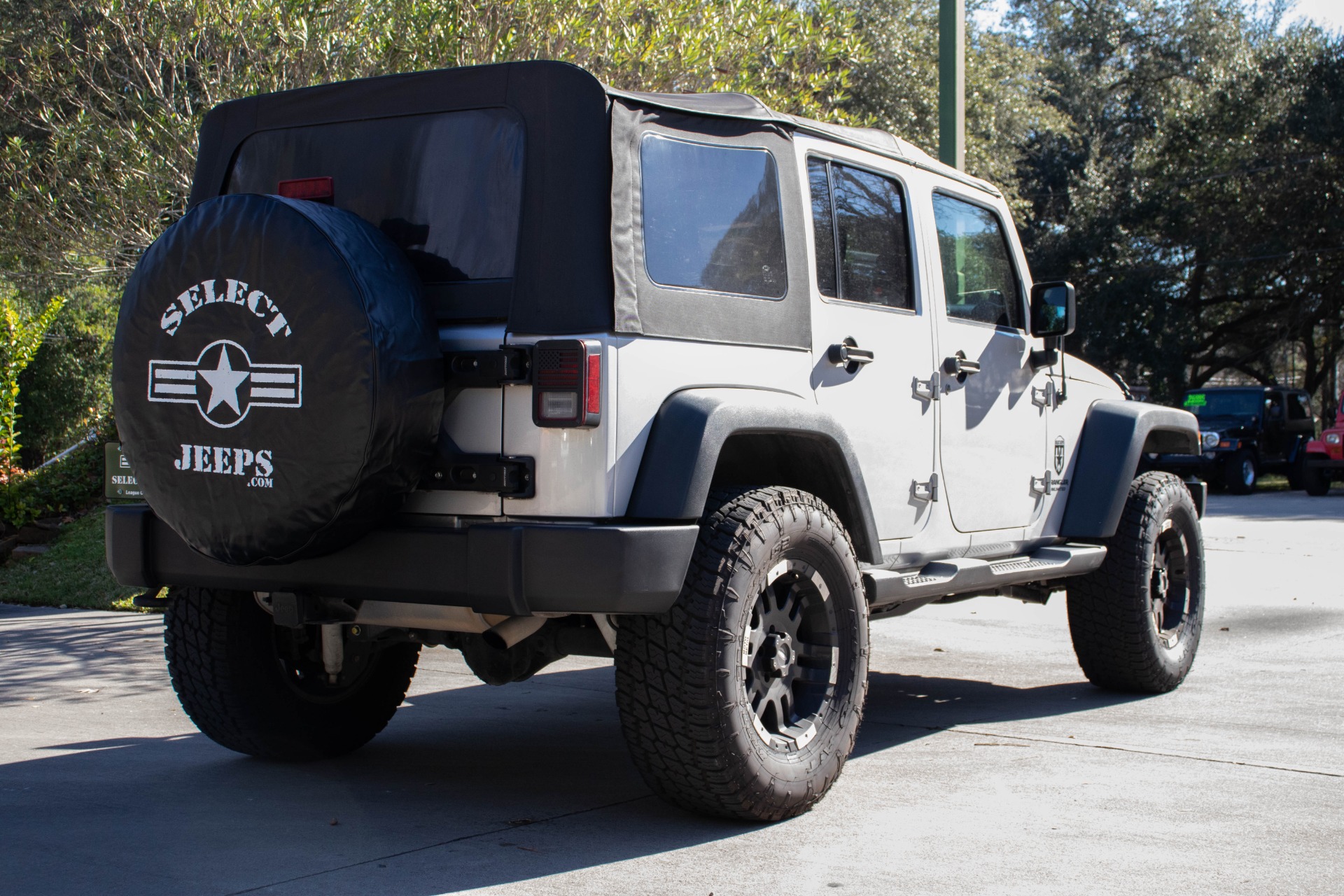 Used-2012-Jeep-Wrangler-Unlimited-Sport