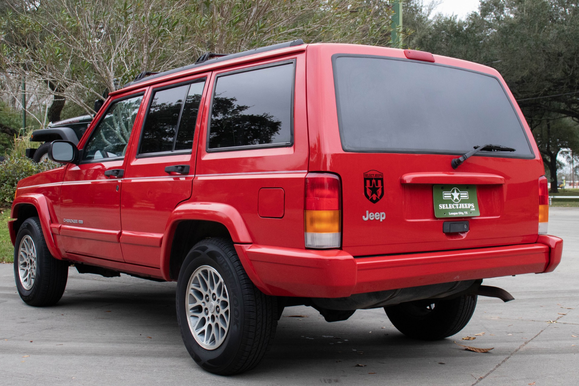 Used-1998-Jeep-Cherokee-Limited