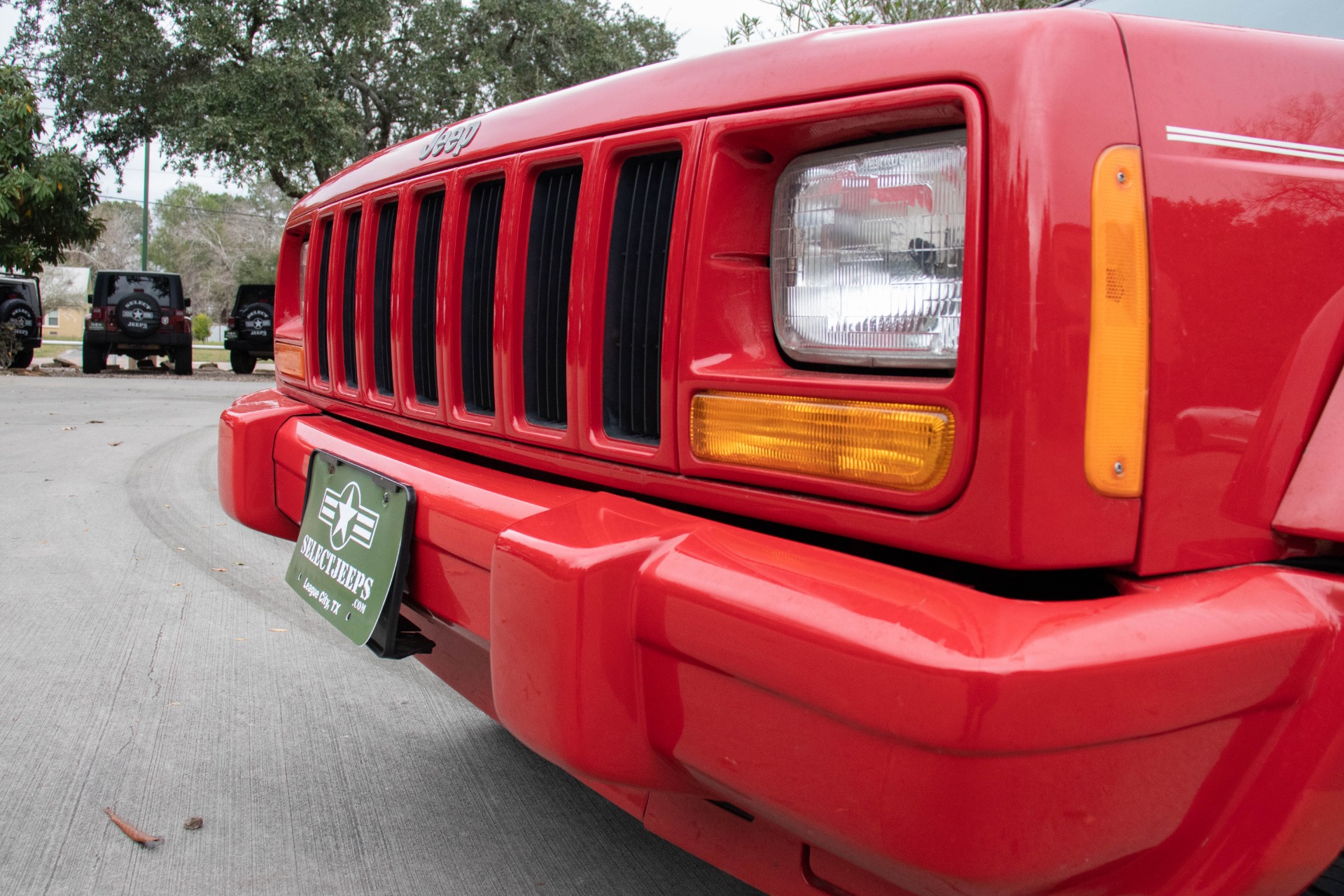 Used-1998-Jeep-Cherokee-Limited