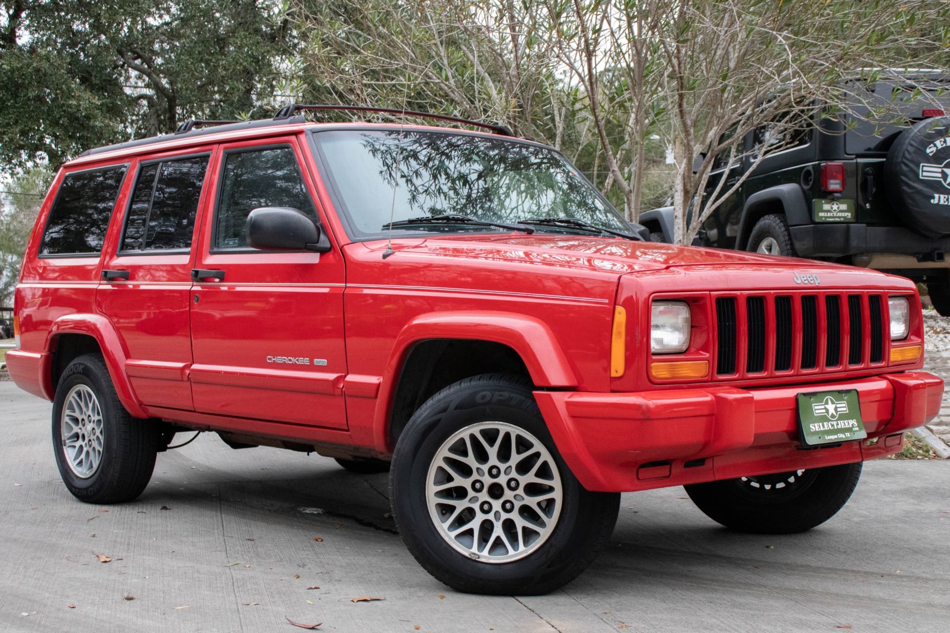 Used-1998-Jeep-Cherokee-Limited