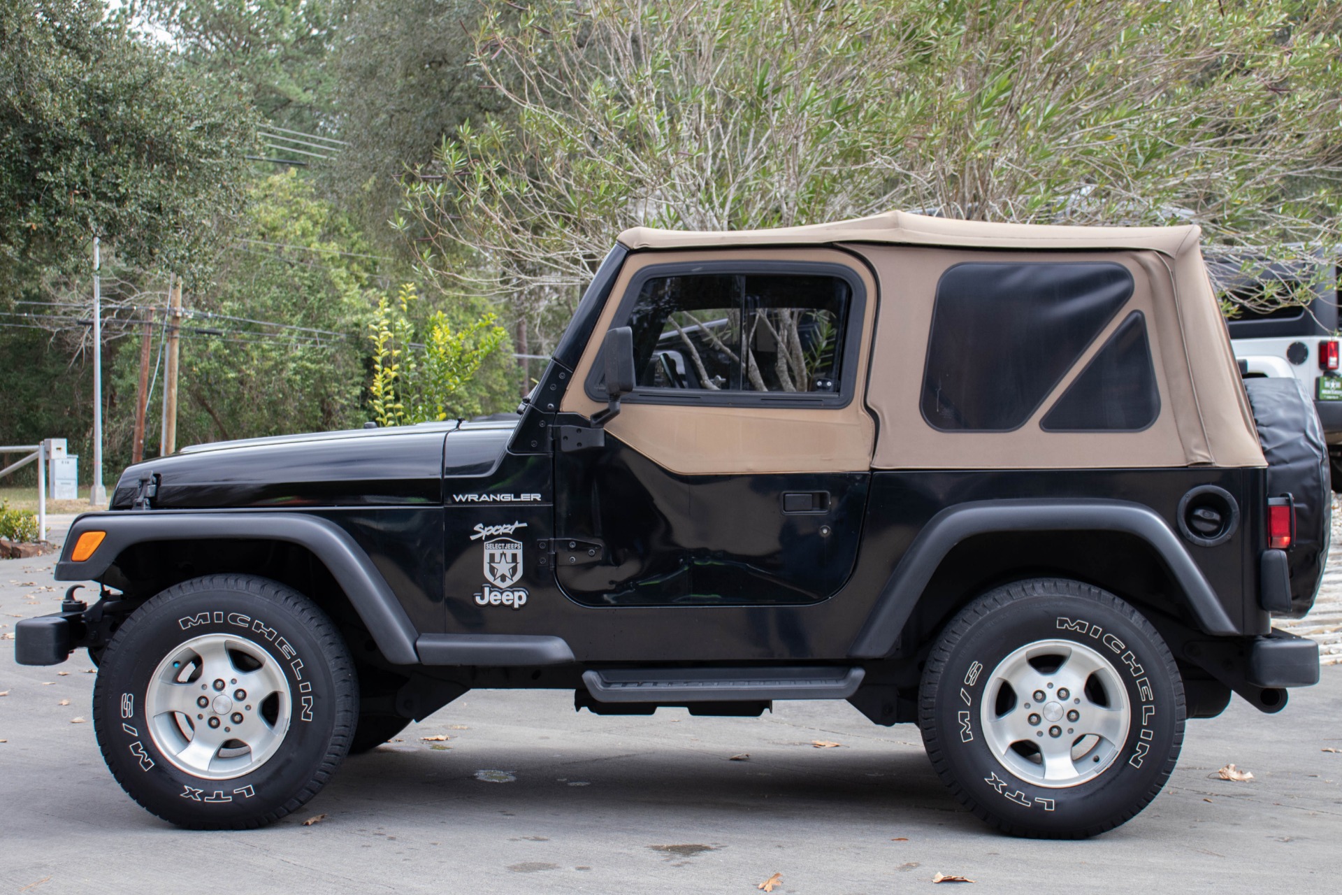 Used-2002-Jeep-Wrangler-Sport