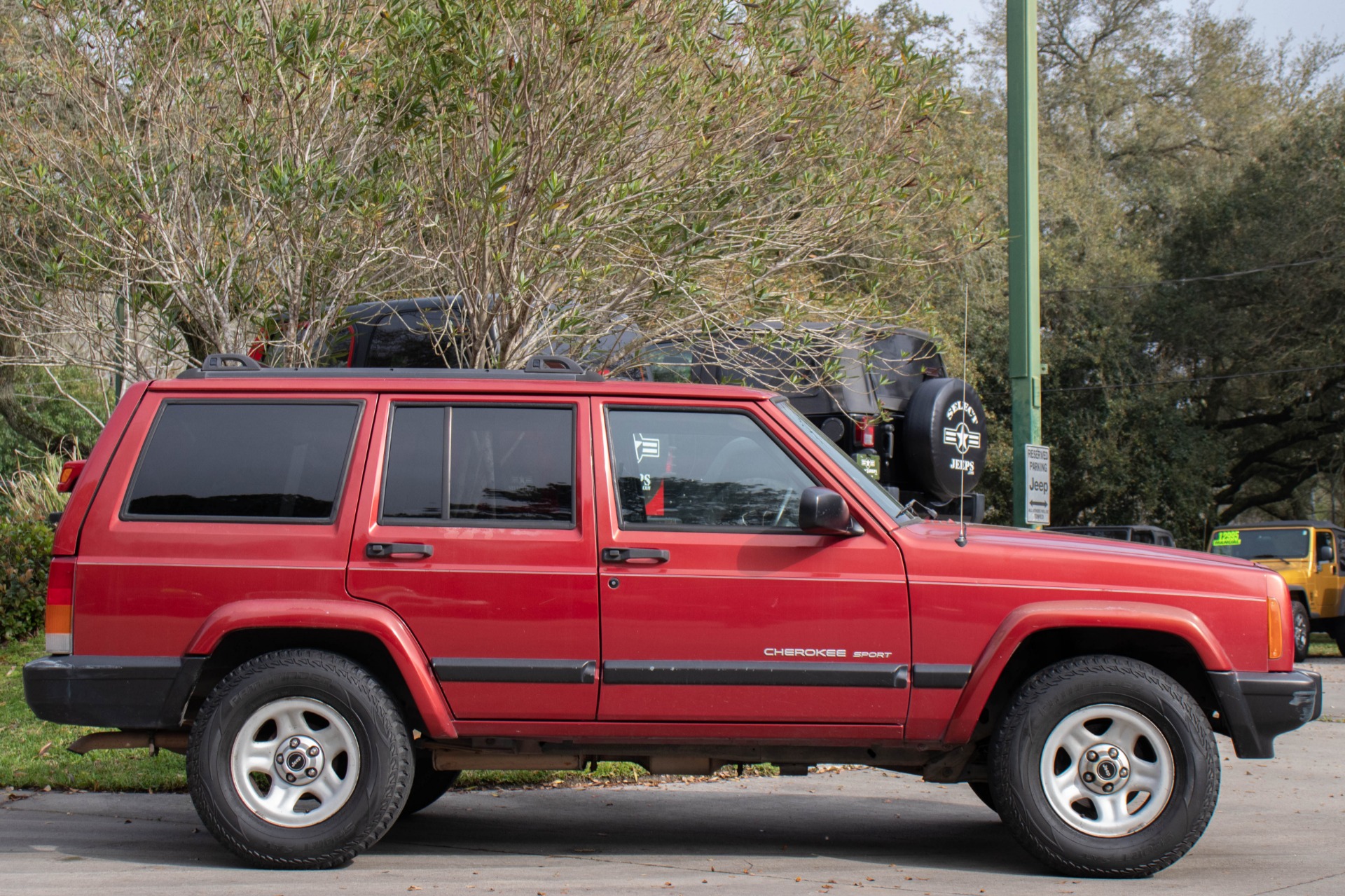 Used-1999-Jeep-Cherokee-Sport
