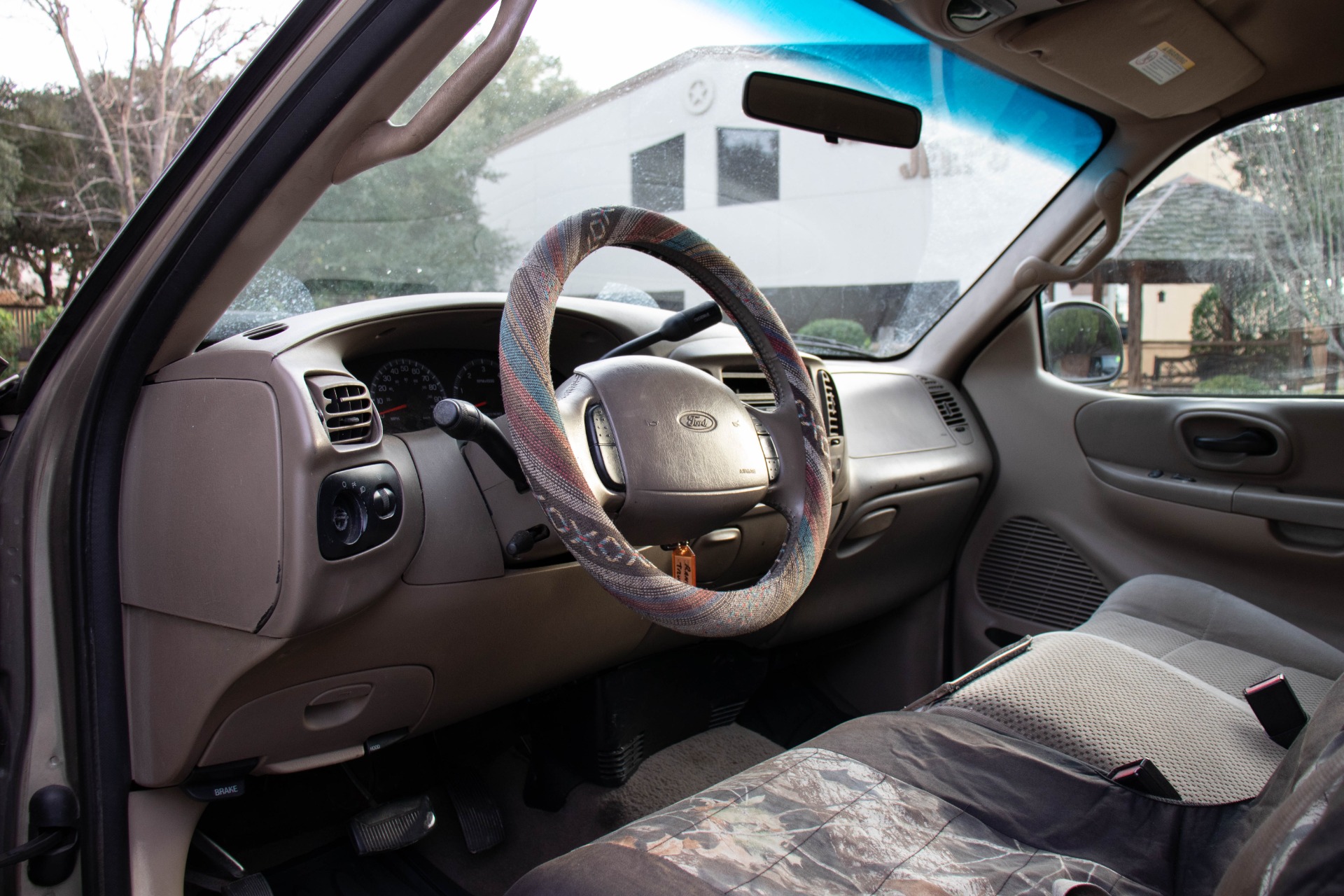 Used-2002-Ford-F-150-XLT