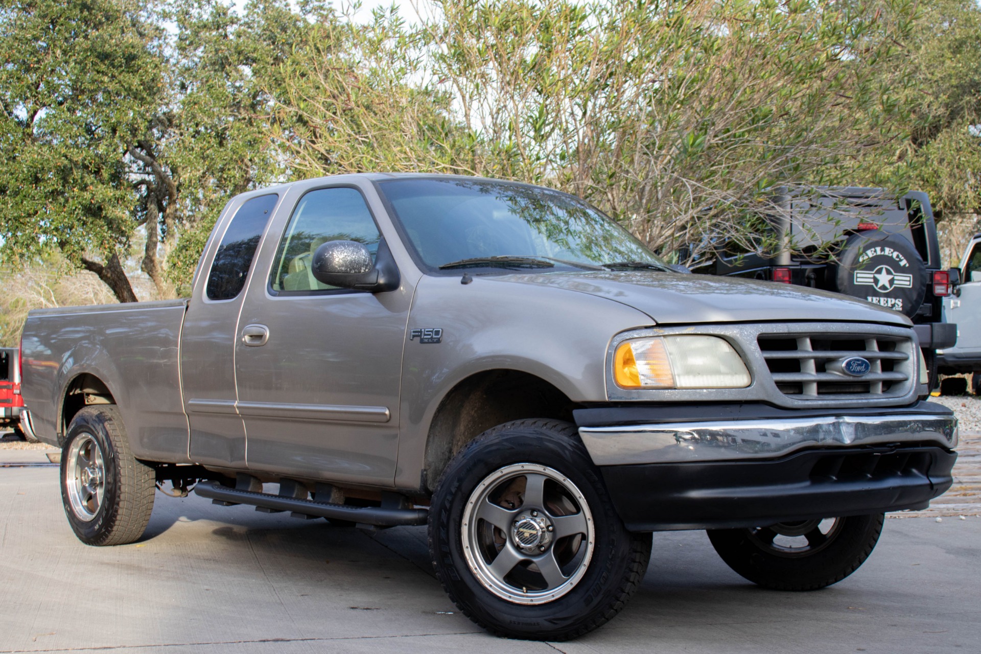 Used-2002-Ford-F-150-XLT