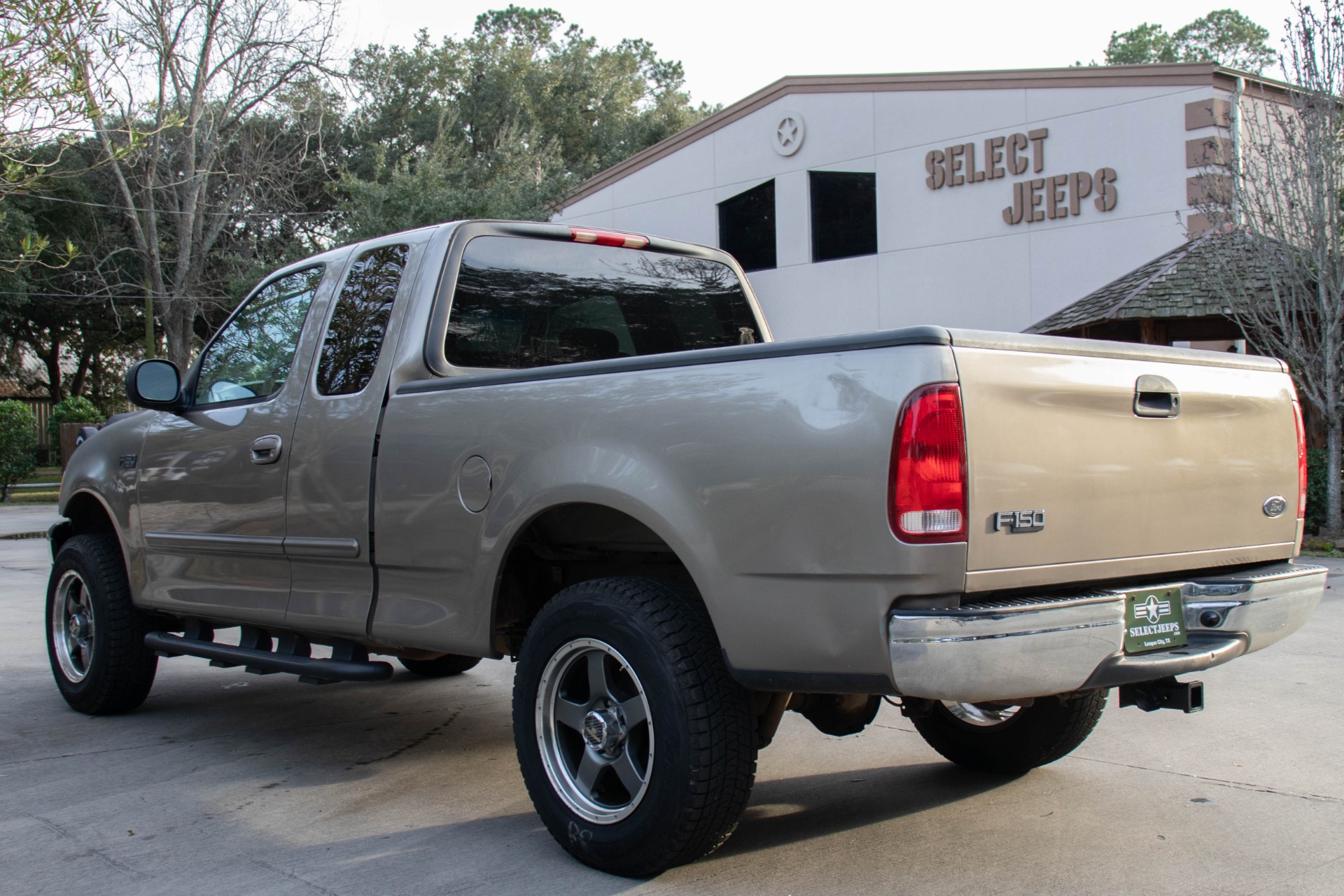 Used-2002-Ford-F-150-XLT