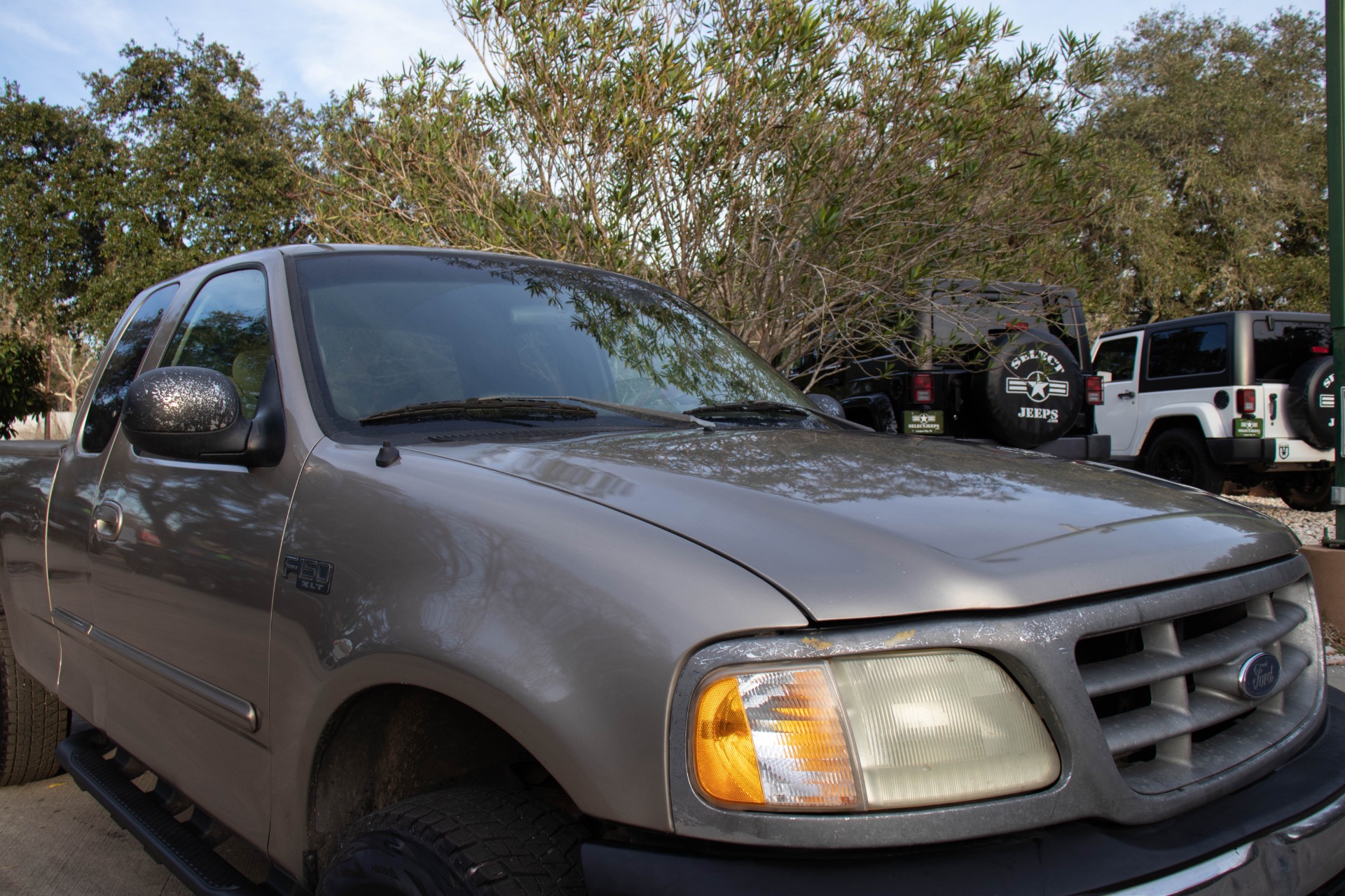 Used-2002-Ford-F-150-XLT