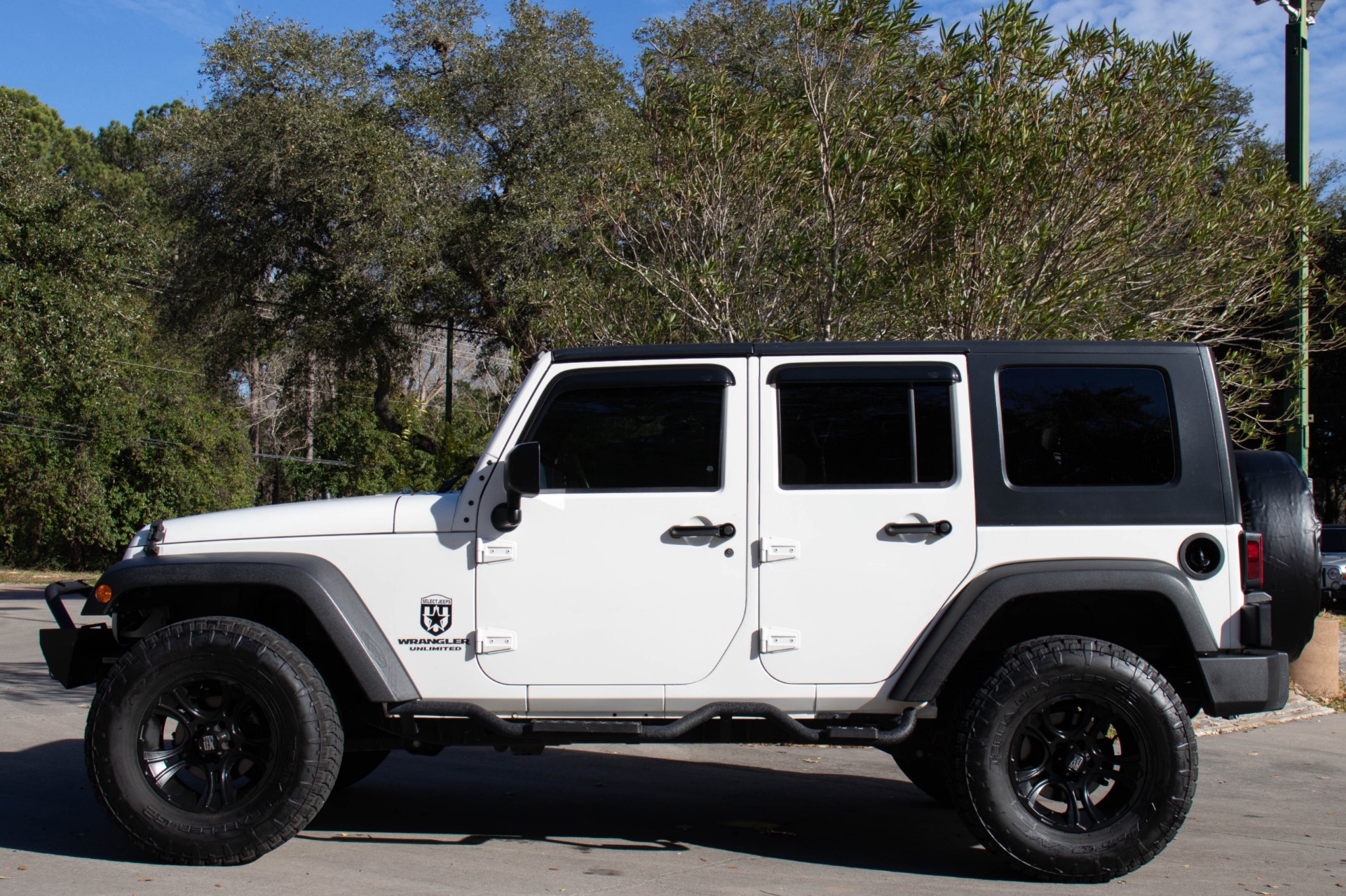 Used-2008-Jeep-Wrangler-Unlimited-X