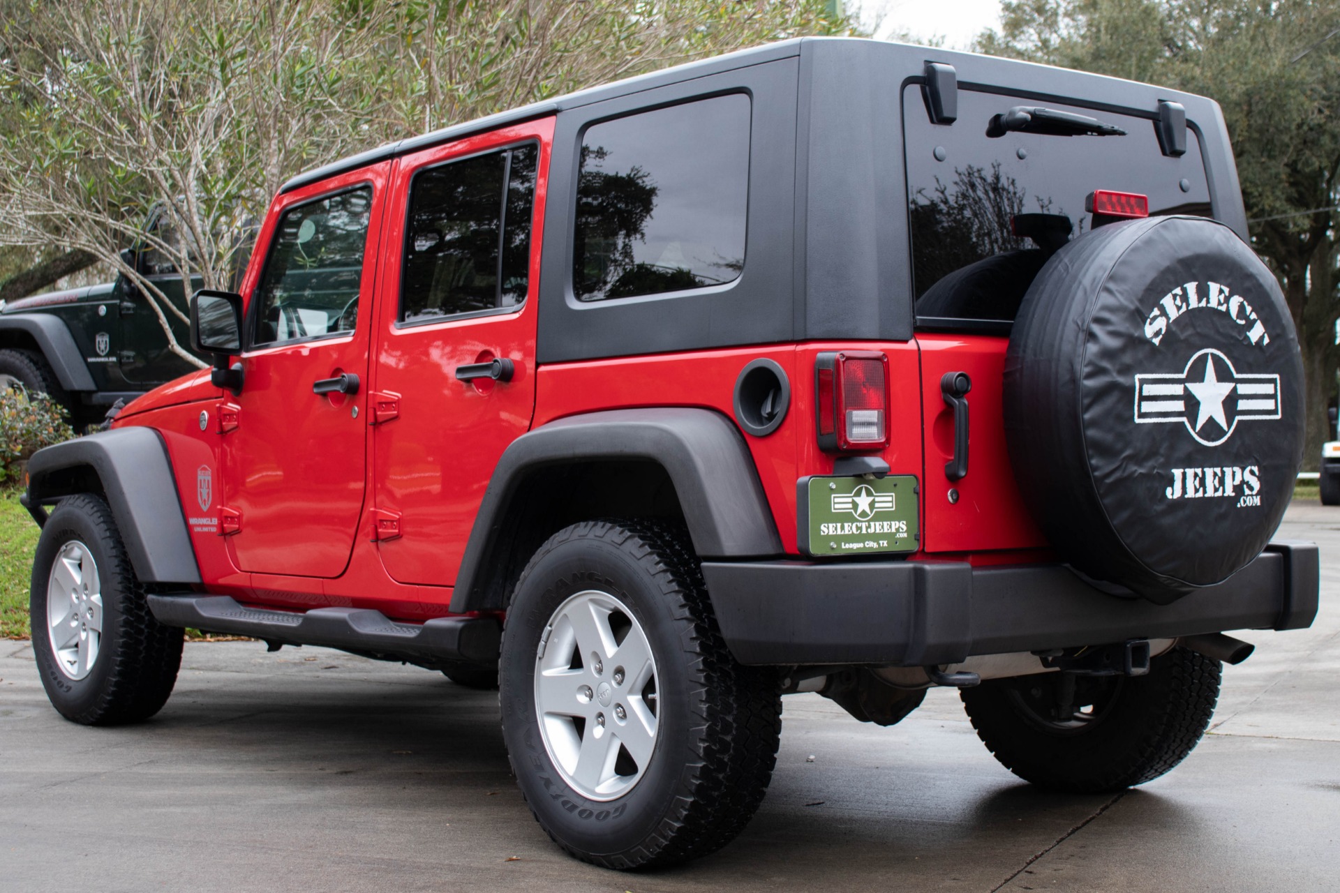 Used-2009-Jeep-Wrangler-Unlimited-X