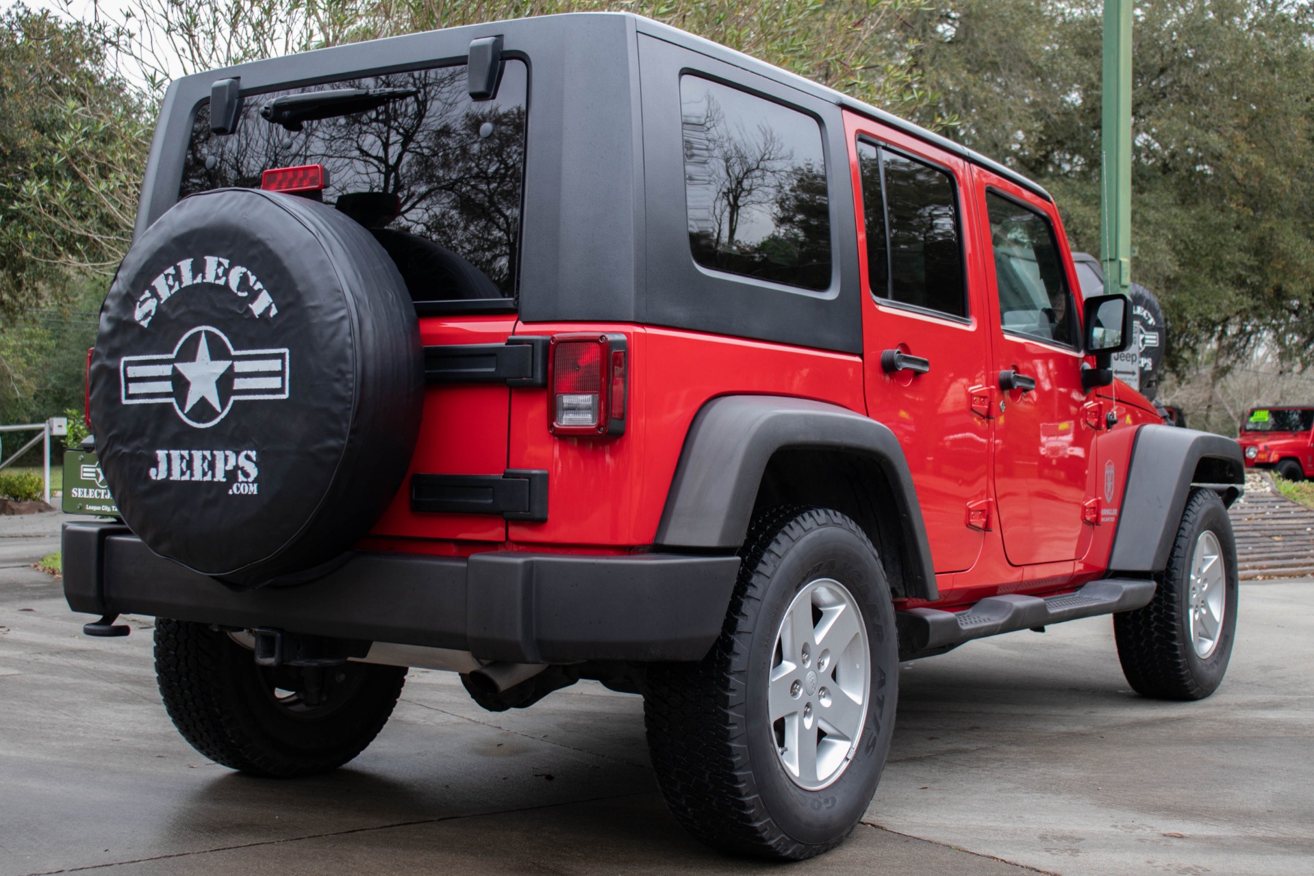 Used-2009-Jeep-Wrangler-Unlimited-X