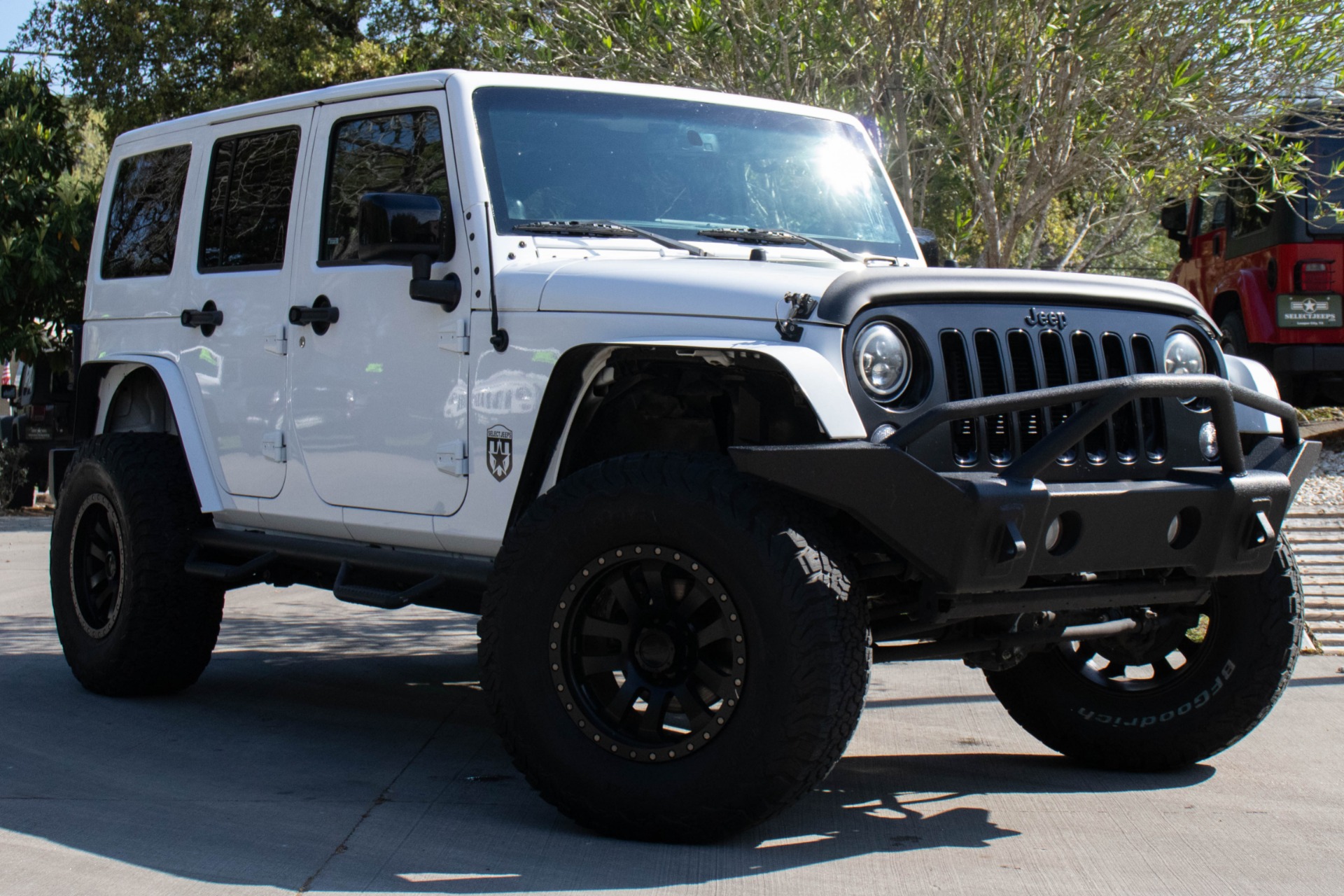 Used-2014-Jeep-Wrangler-Unlimited-Altitude-Edition