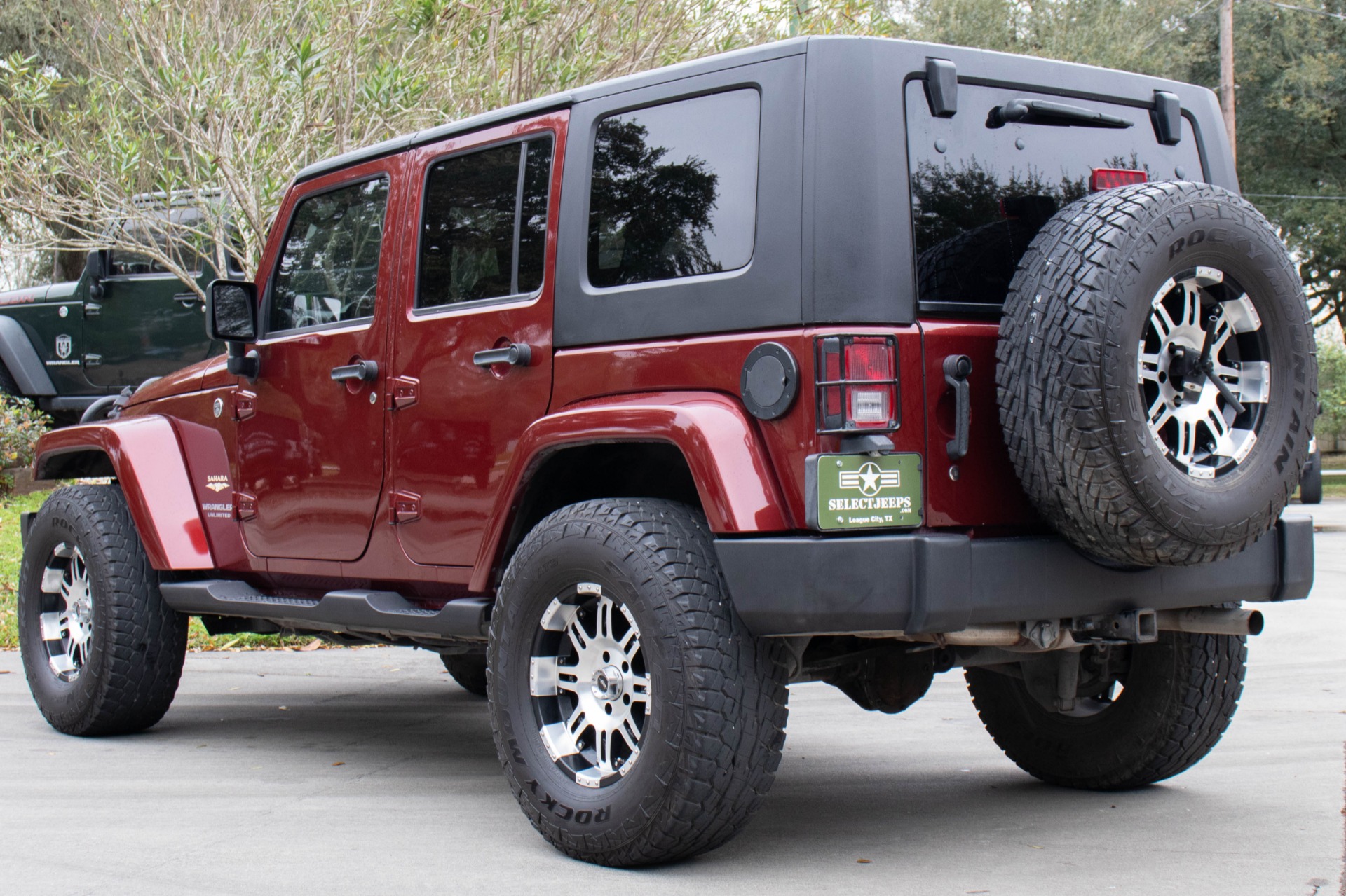 Used-2007-Jeep-Wrangler-Unlimited-Sahara