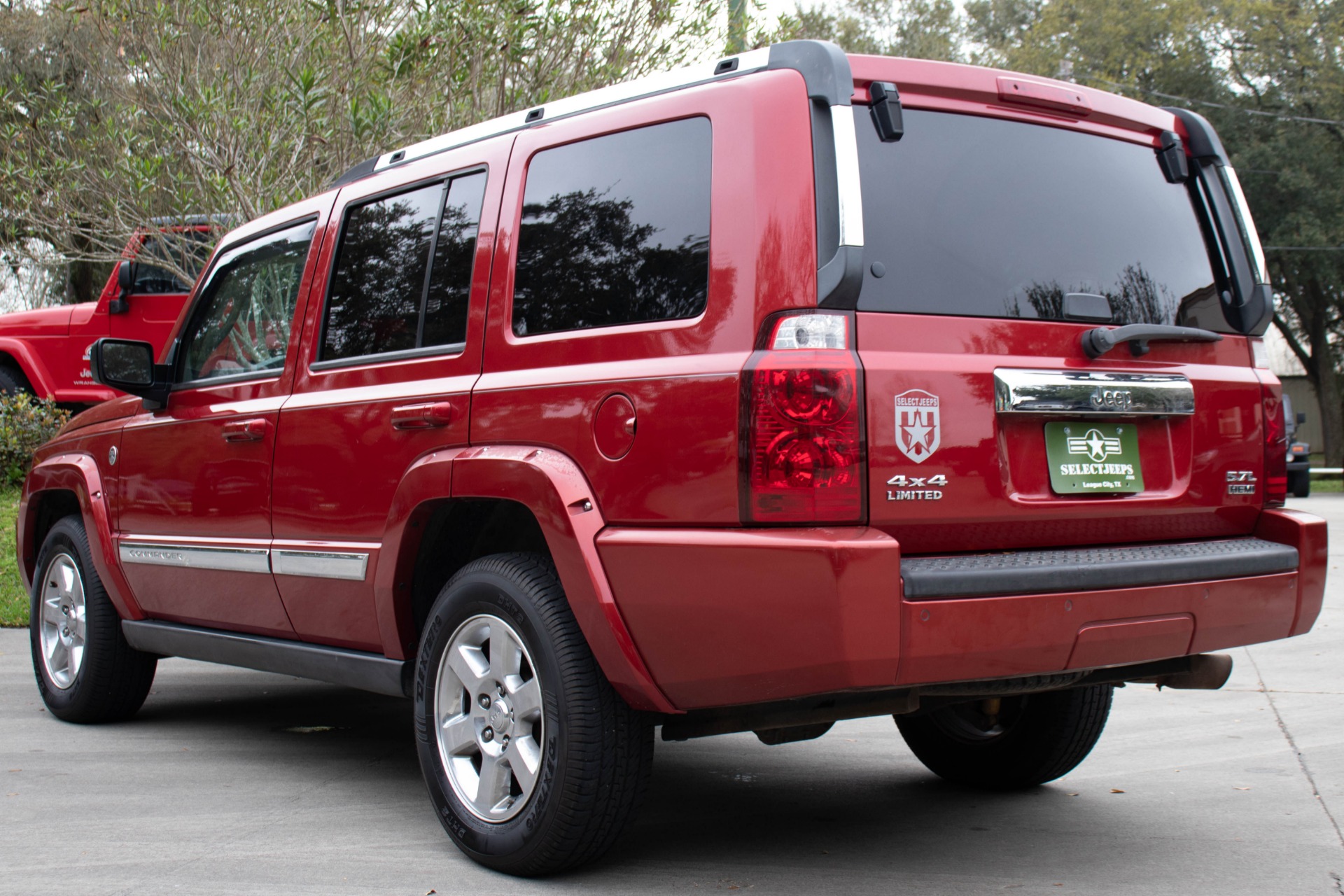 Used-2006-Jeep-Commander-Limited