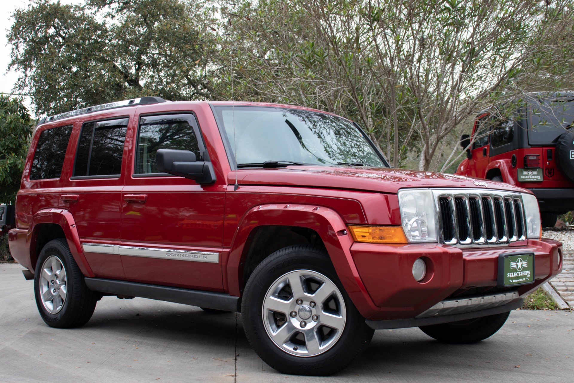 Used-2006-Jeep-Commander-Limited